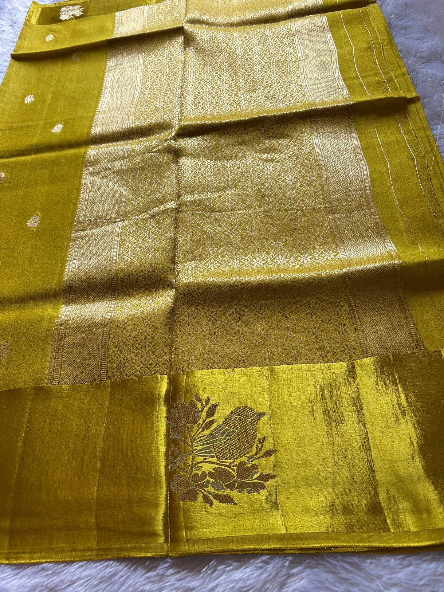 Semi raw mango: Olive yellow
