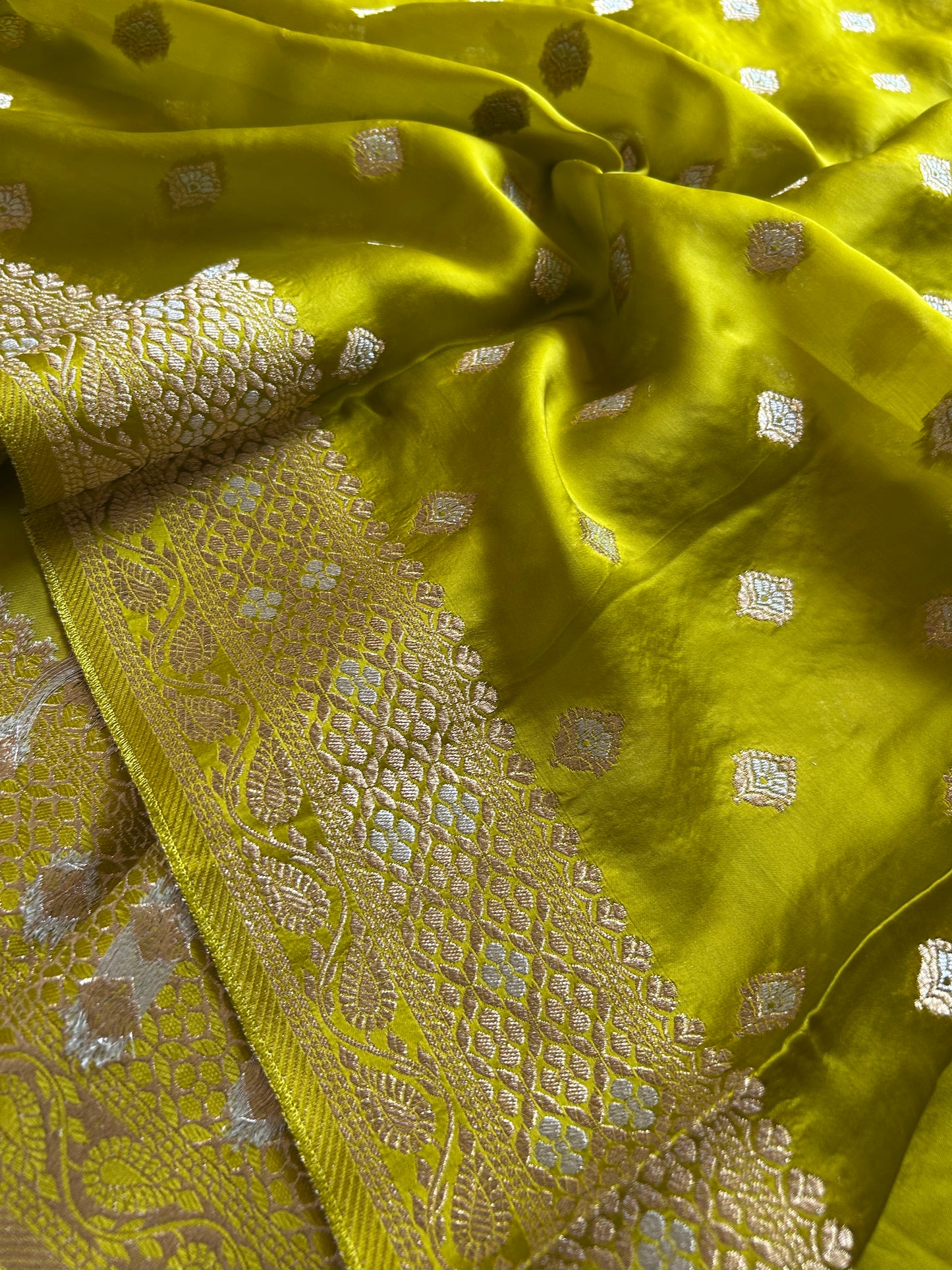 Soft Satin Mashru : Solid Olive yellow
