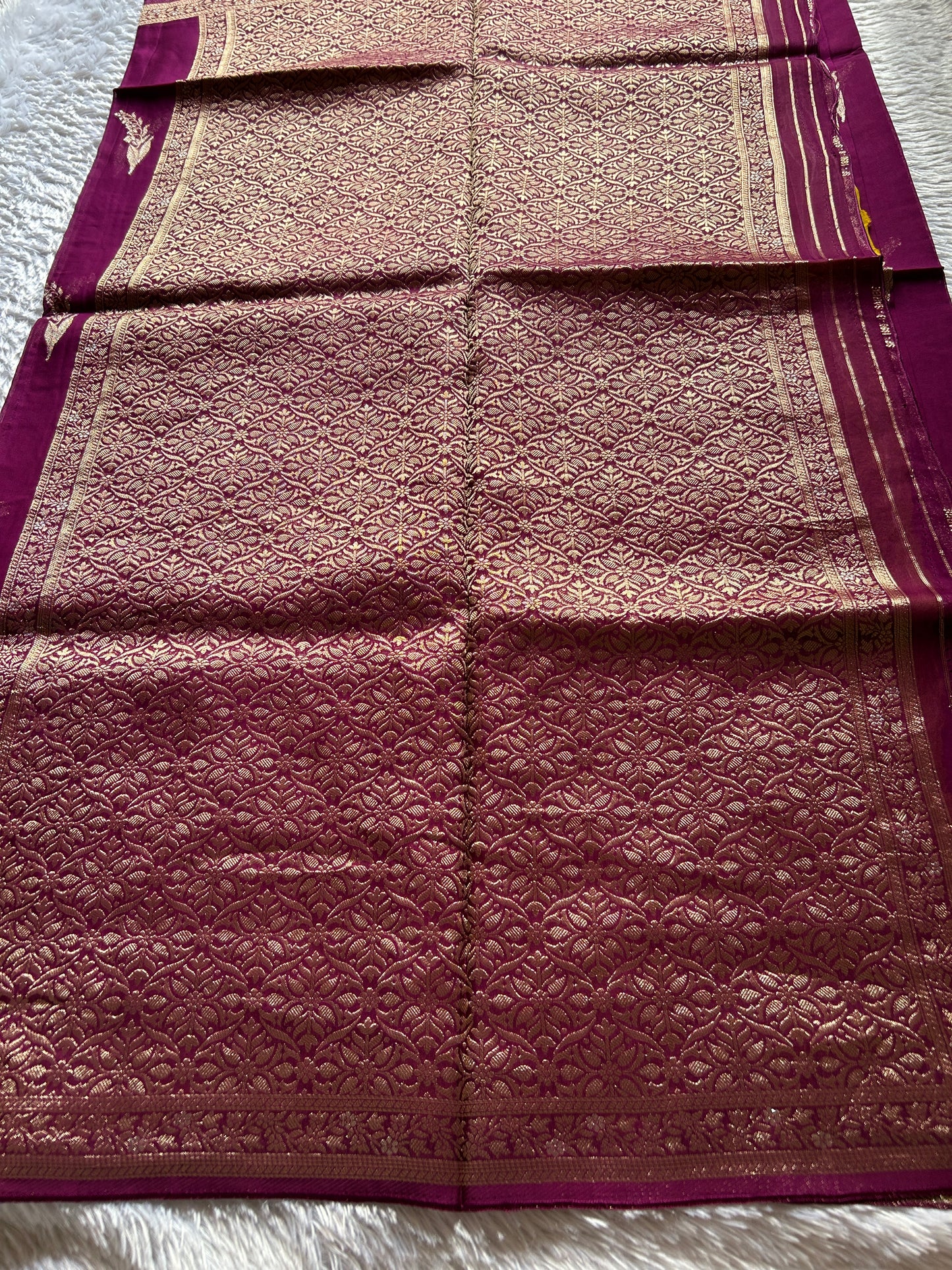 Soft Organza : Solid Maroon