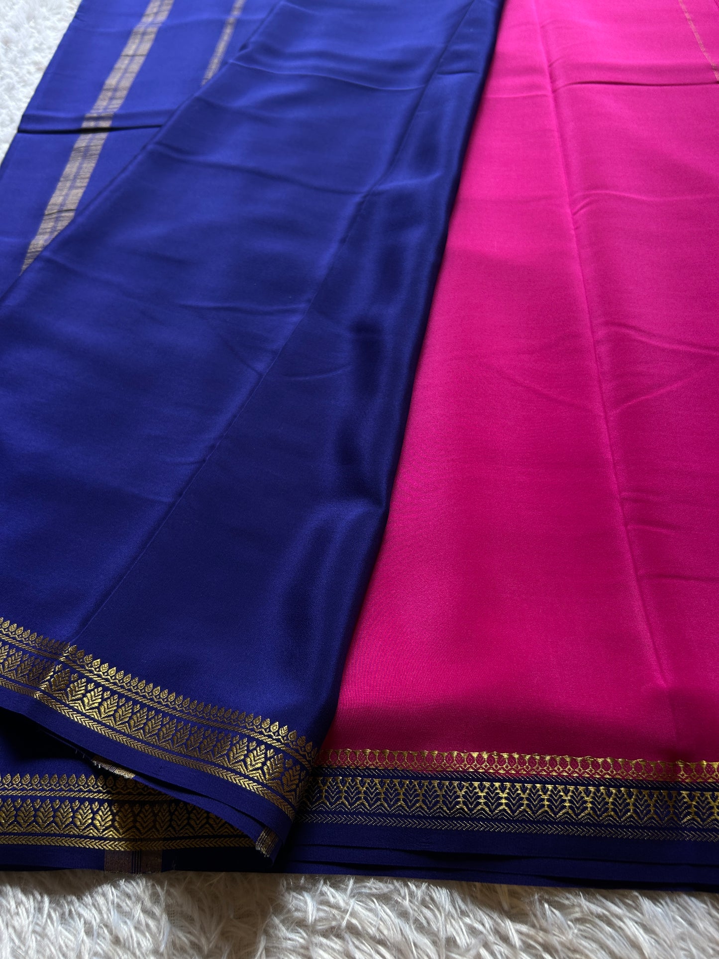 Jyothi (2D) : Rani pink-navy blue