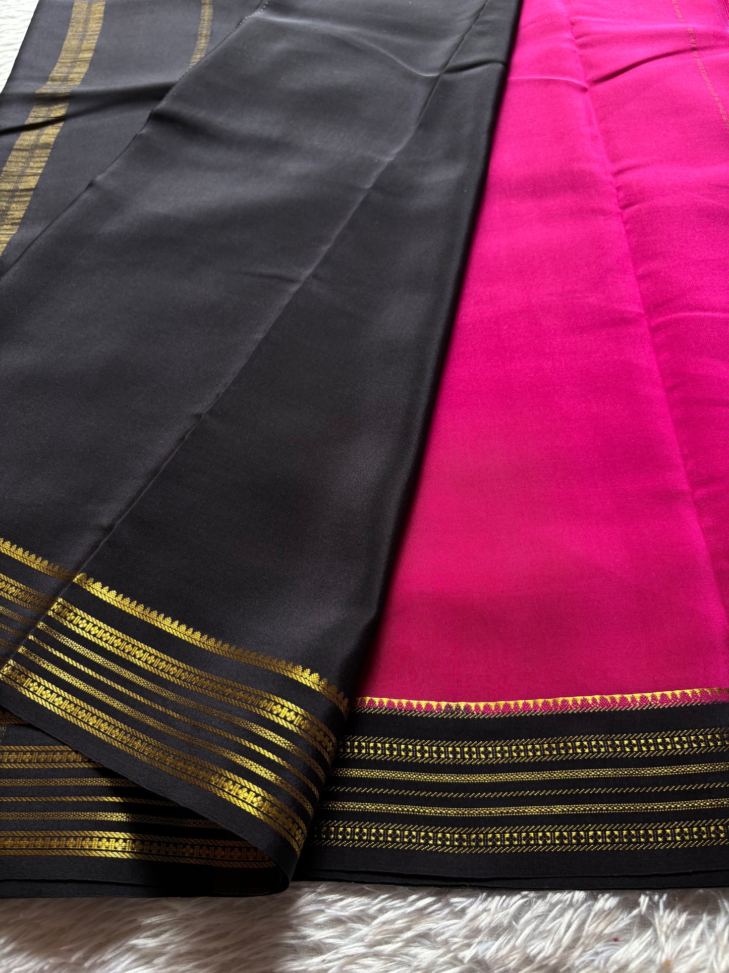 Shivani (2D) : Rani pink-black