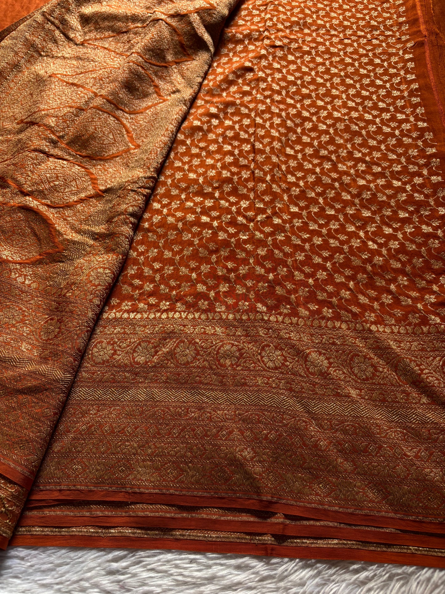 Nadhiya : Solid Rust orange