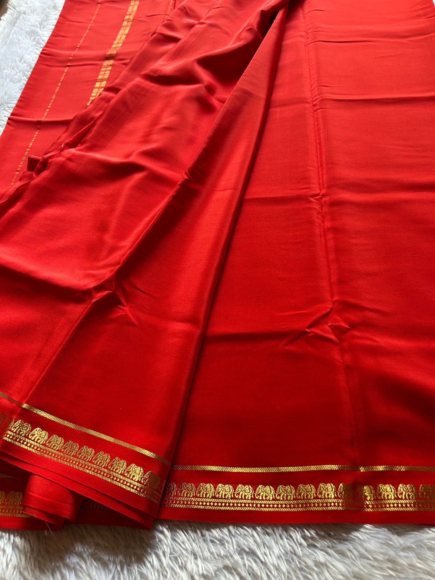 Gowri : Solid Red