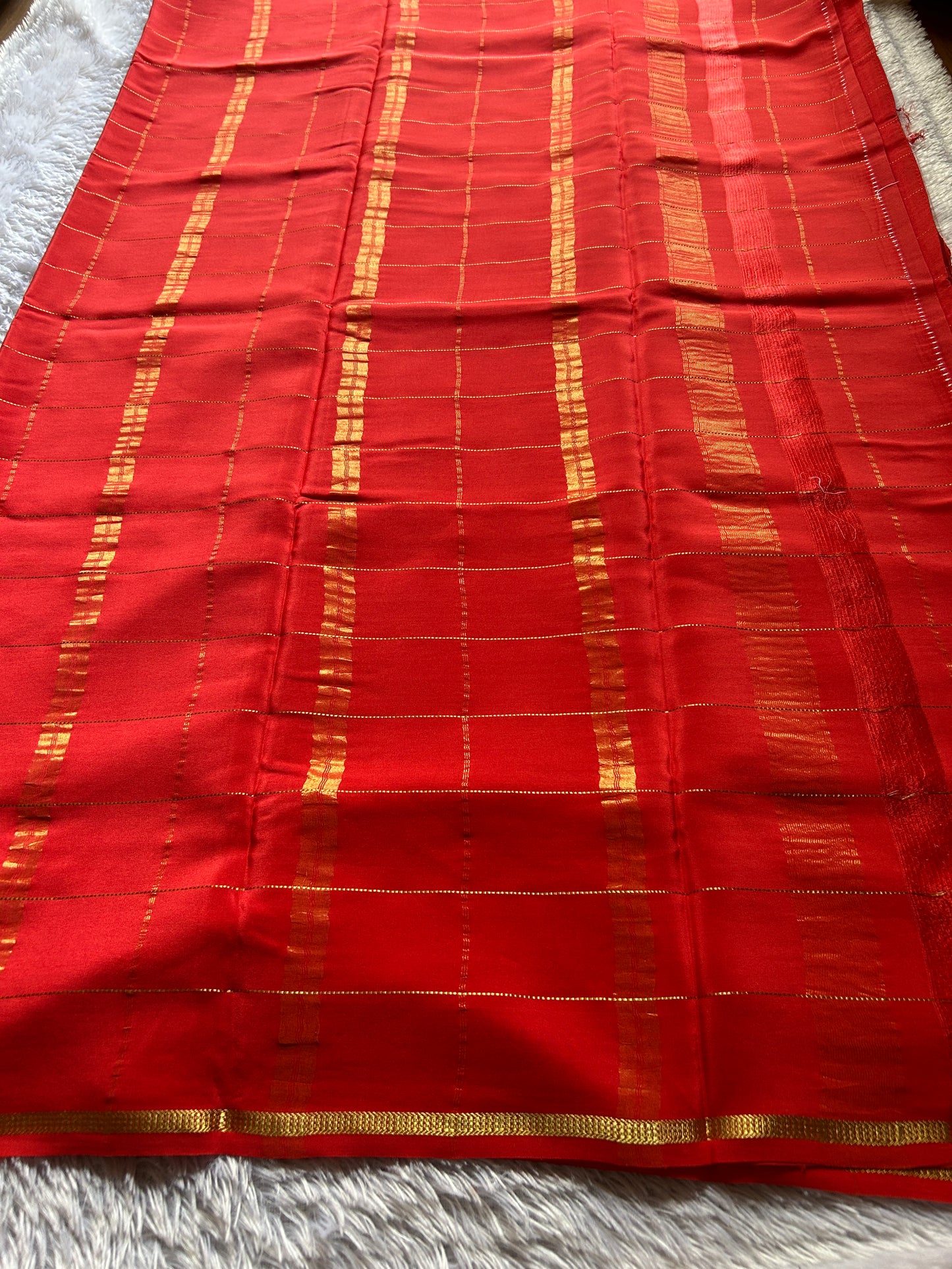 Shankari : Solid Coral red