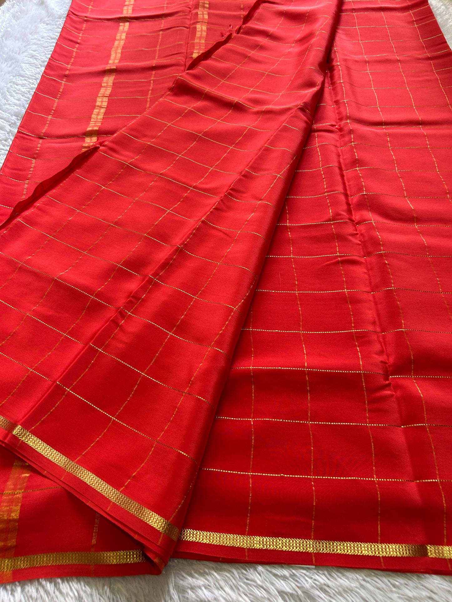 Shankari : Solid Coral red