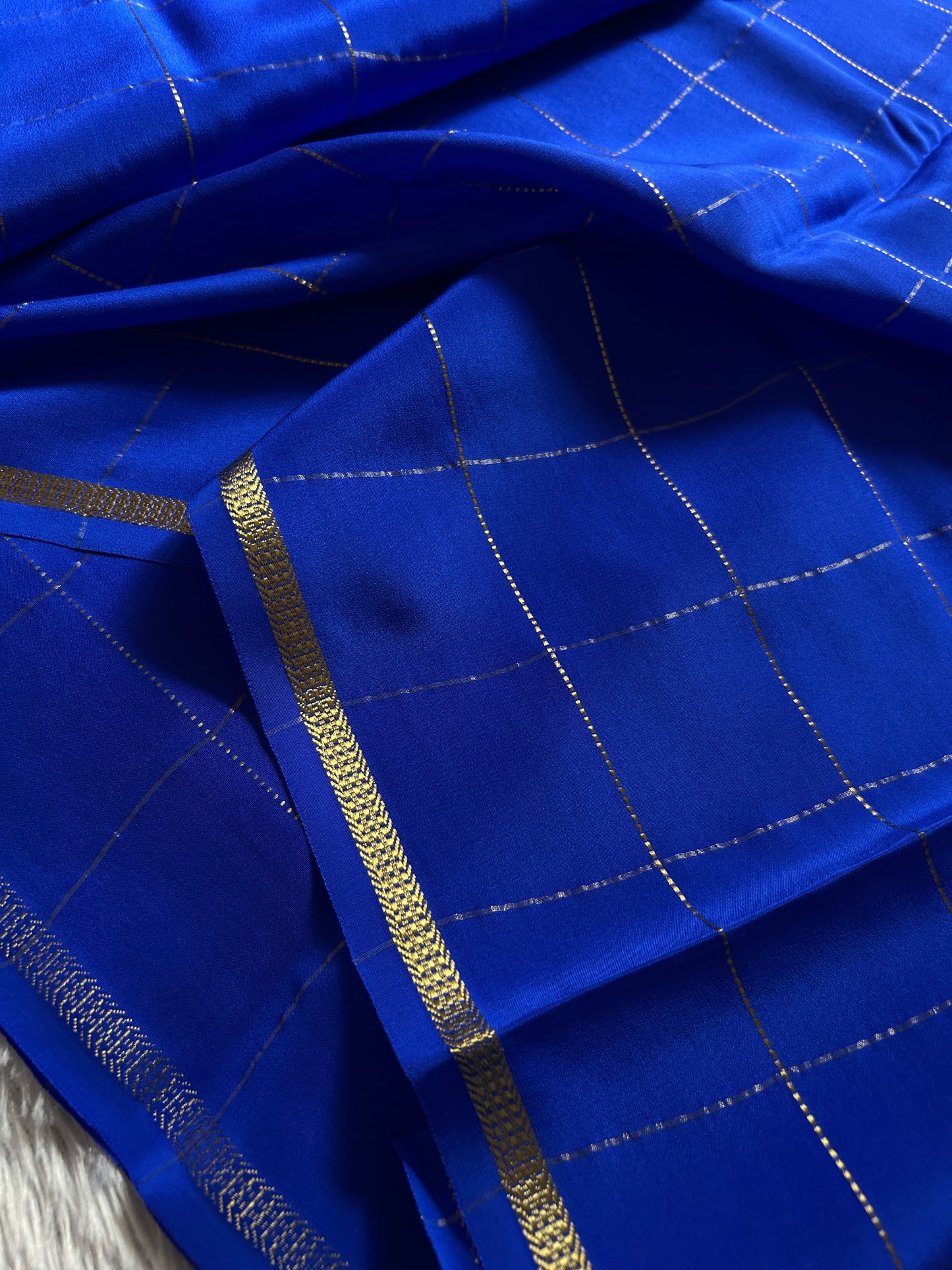 Shankari : Solid Royal blue