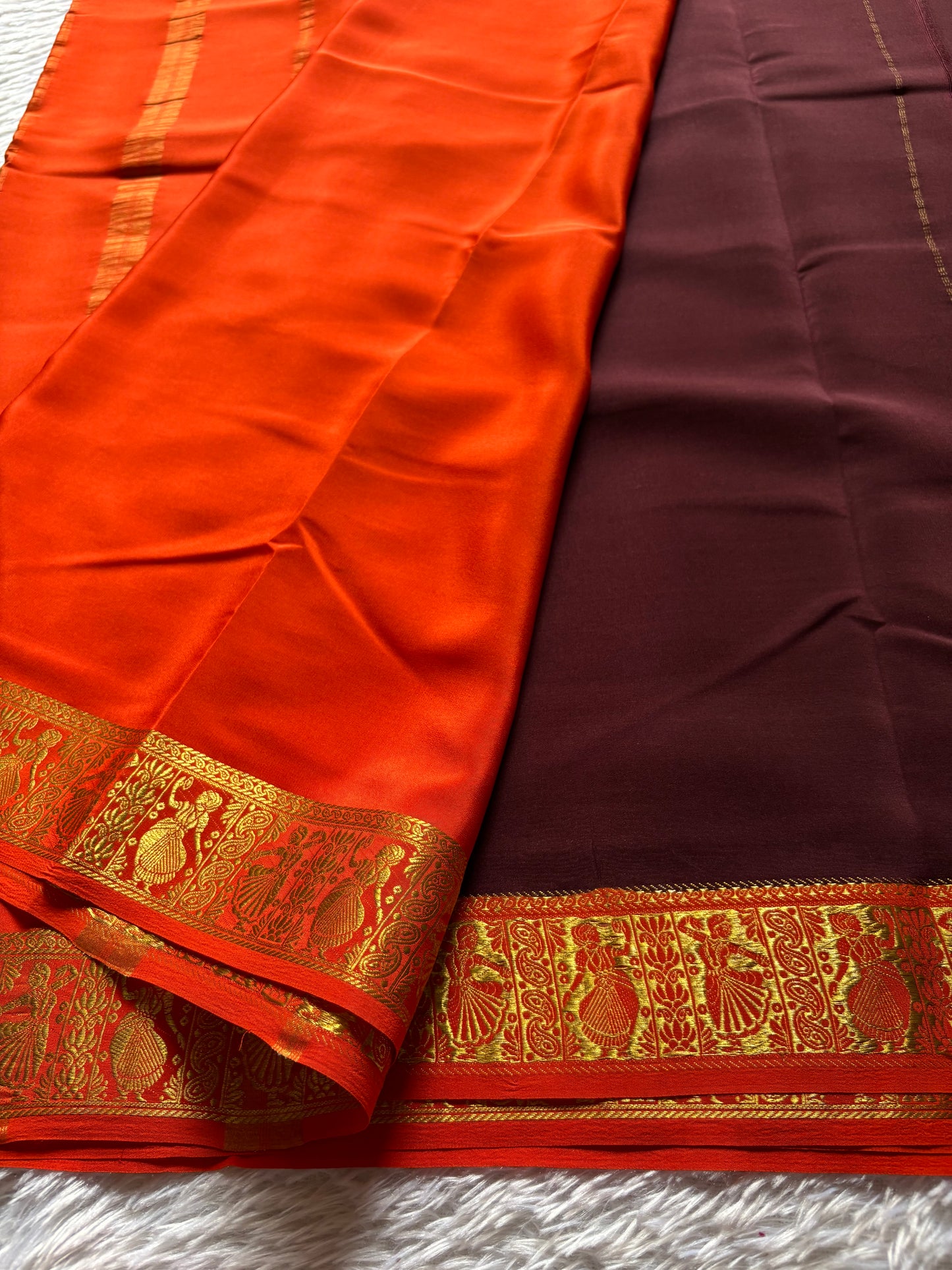 Nartaki (2D) : Chocolate brown-dark orange