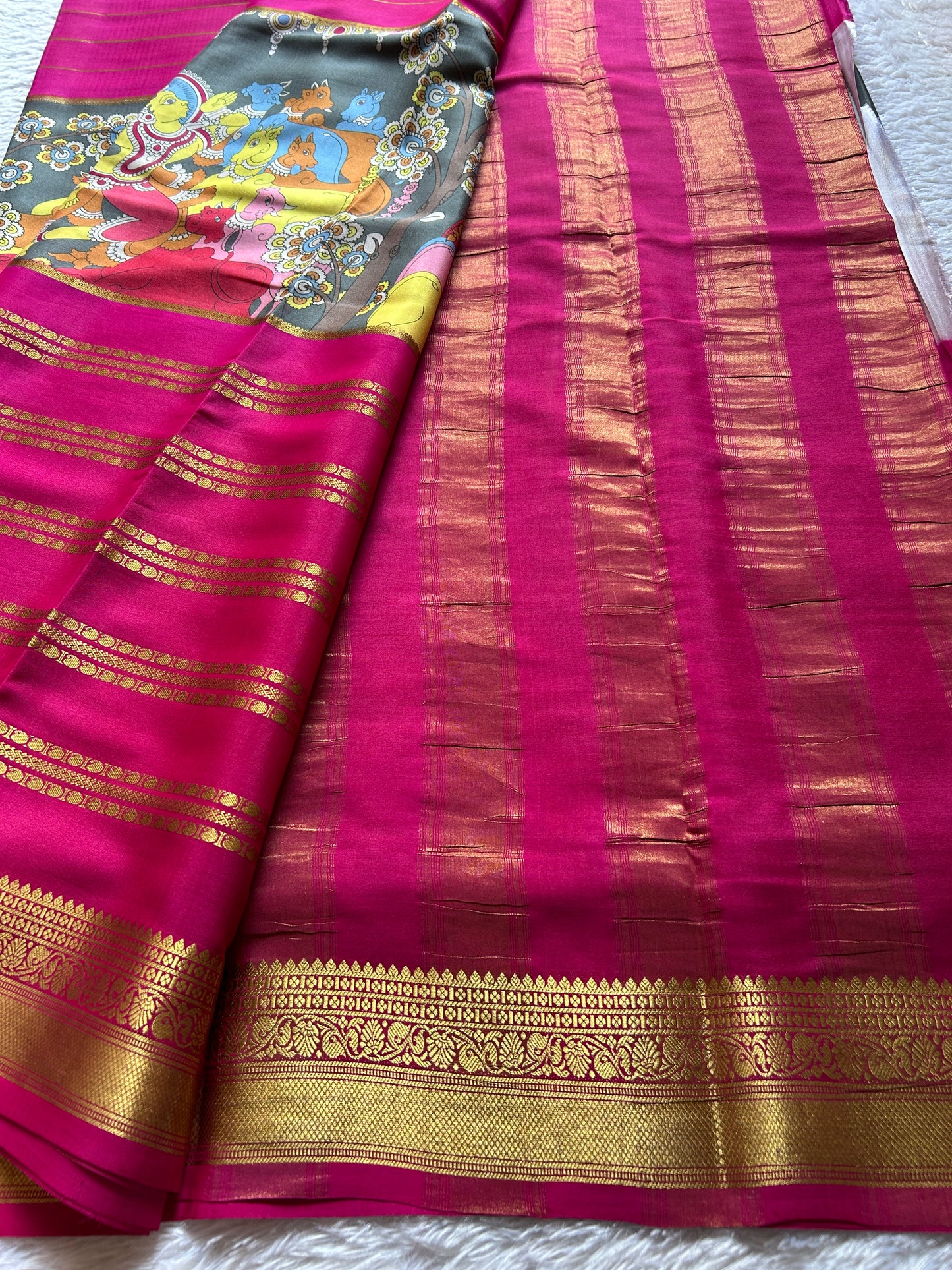 Kalavathi (2D) : Slate grey-pink