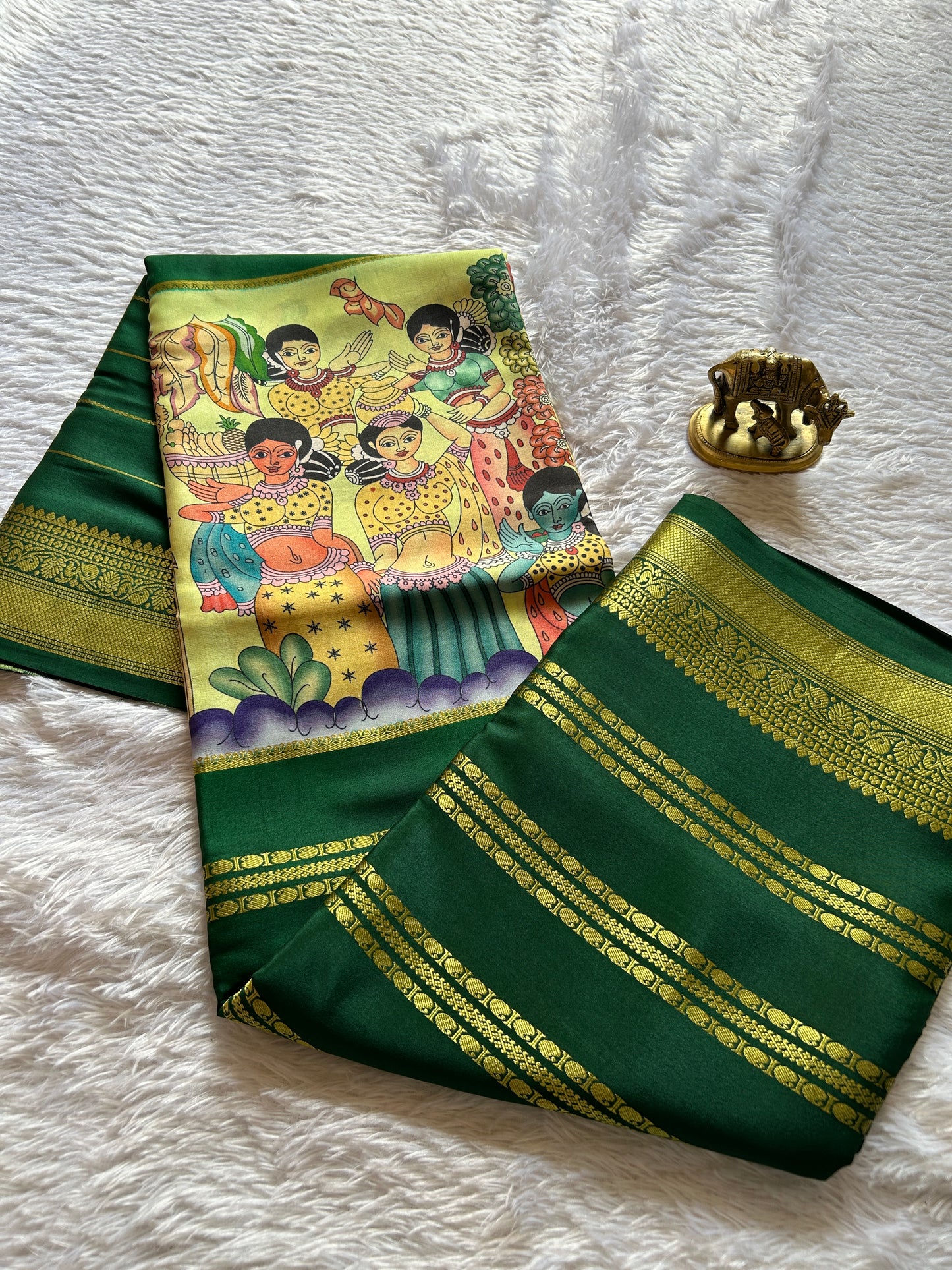Kalavathi (2D) : Light pista green-bottle green