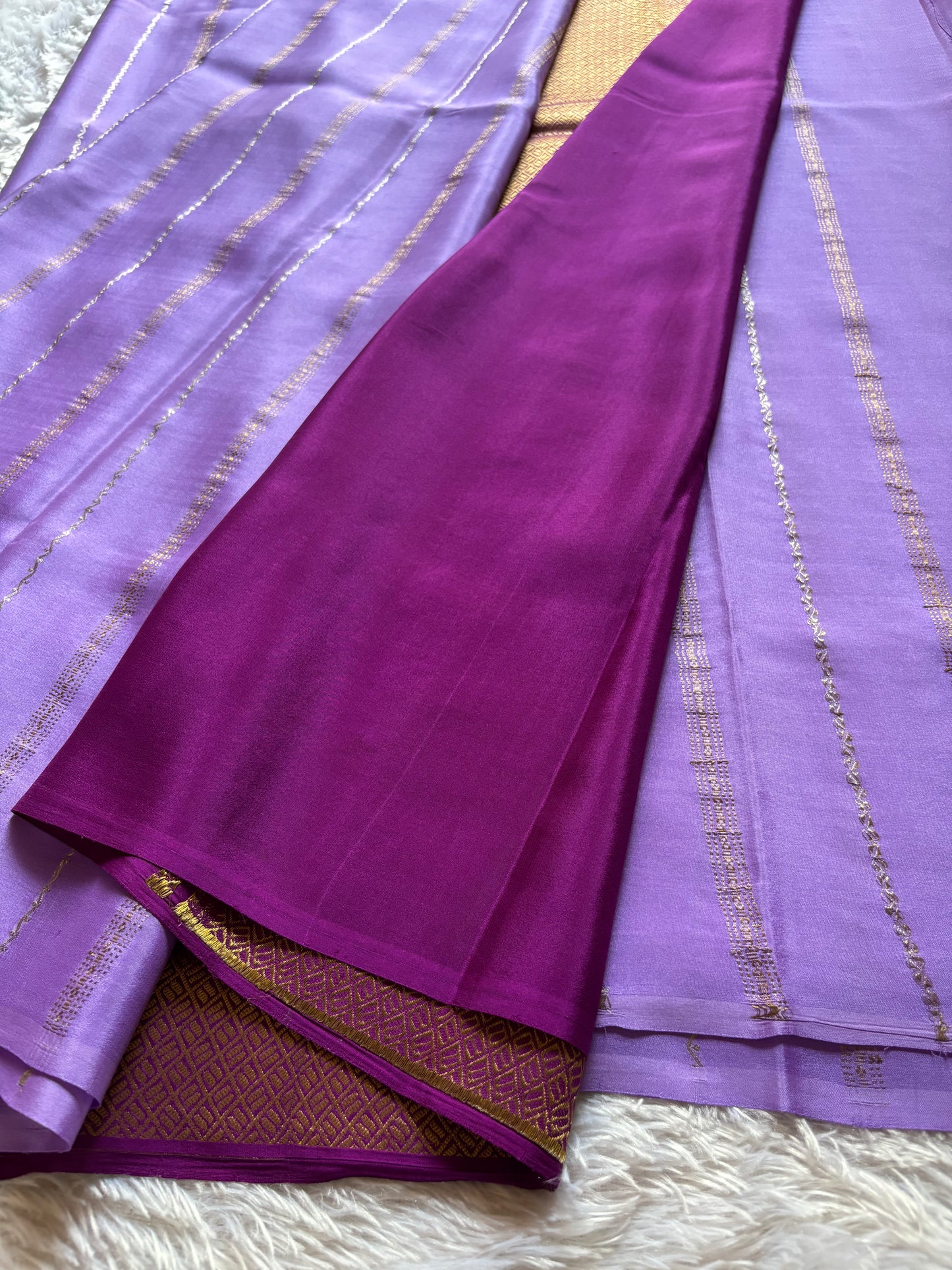 Meragu : Solid Dark lavender