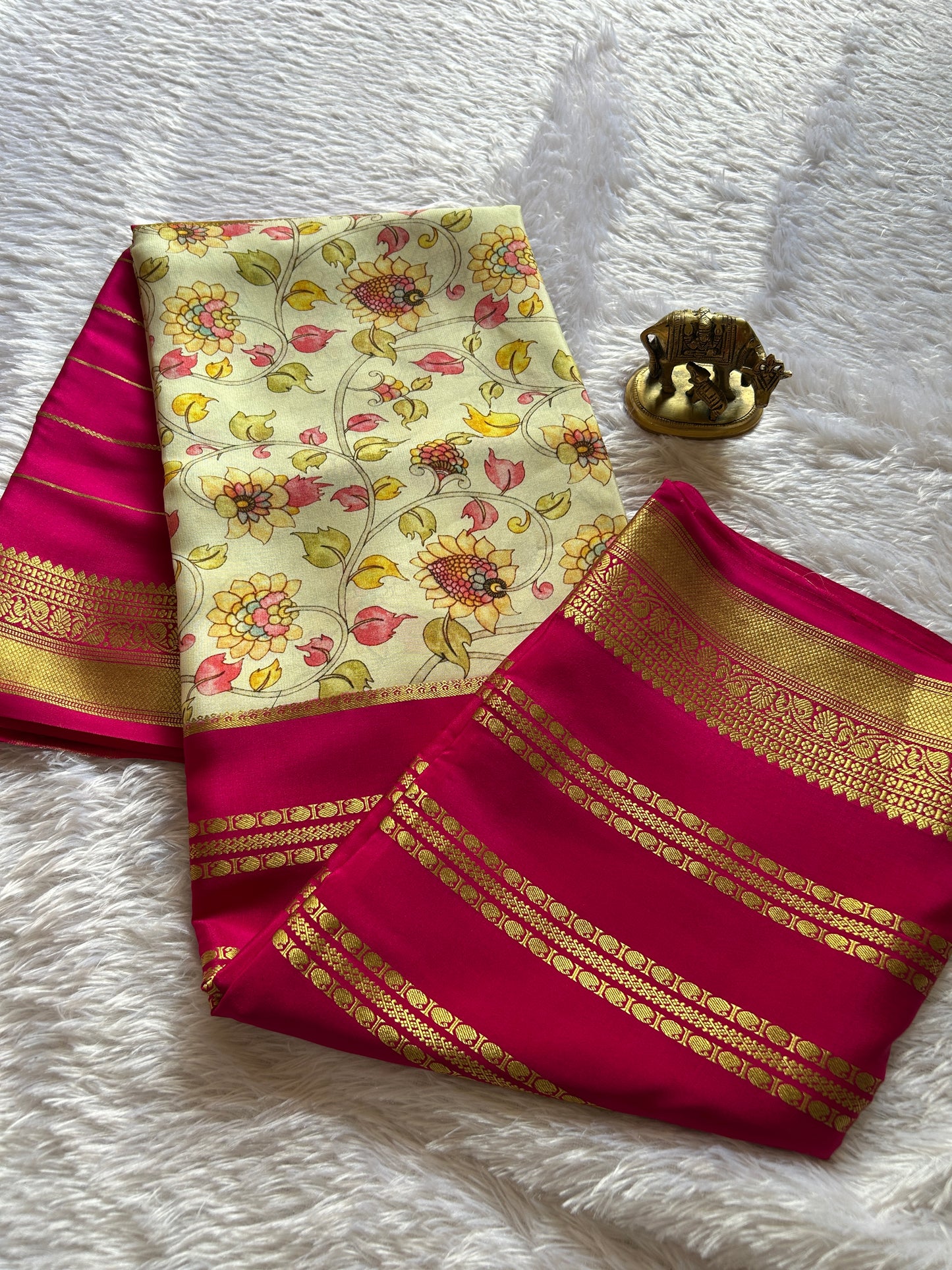 Kalavathi (2D) : Light sky blue-pink