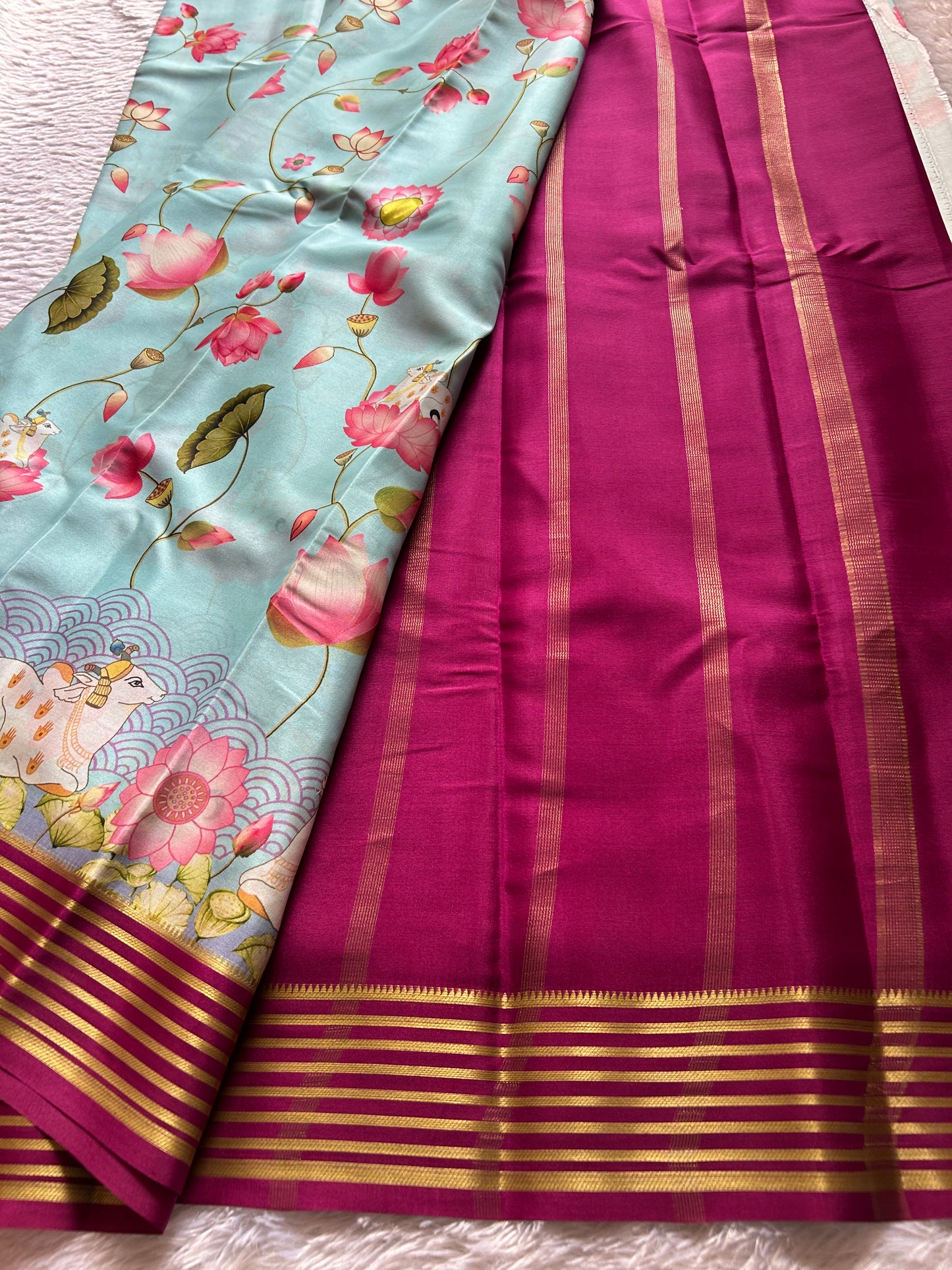 Kamala (2D) : Light blue-maroon