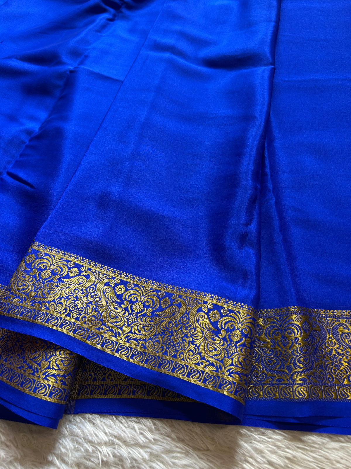 Revathi : Solid Royal blue