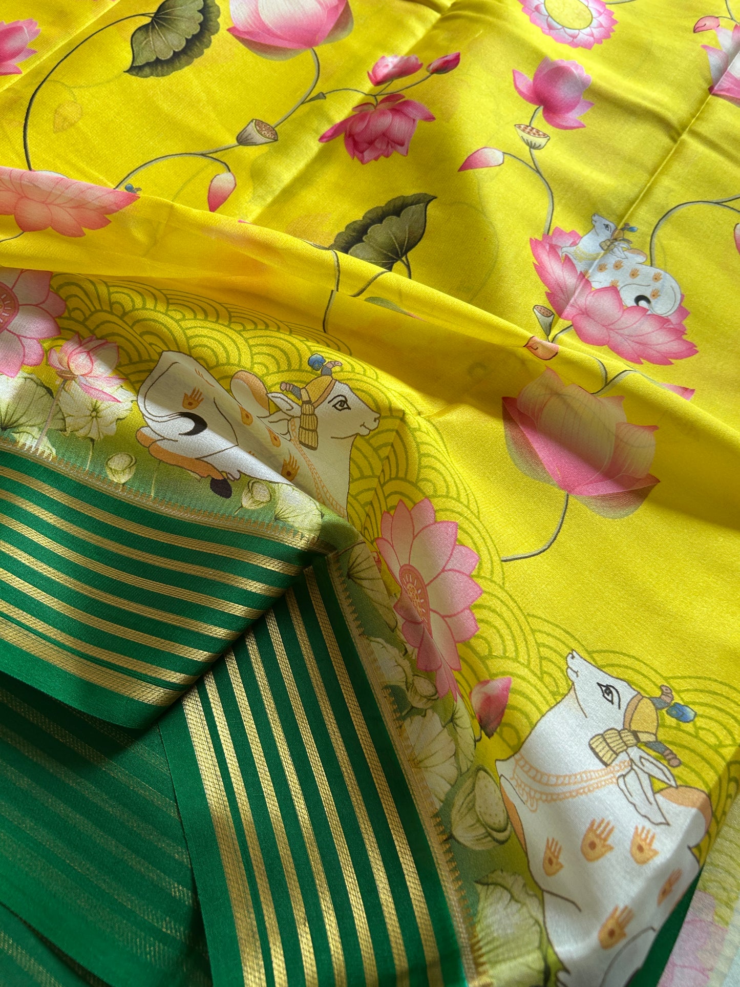 Kamala (2D) : Lemon yellow-bottle green