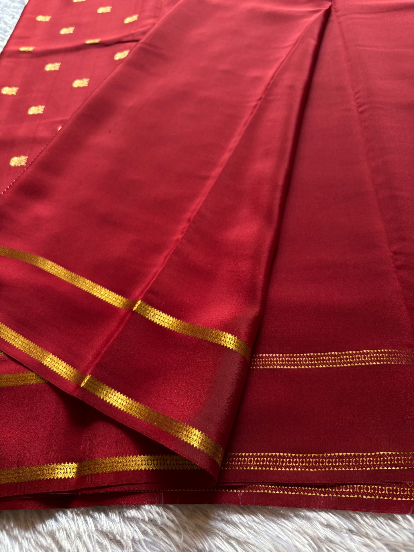 Padmini : Solid Maroon