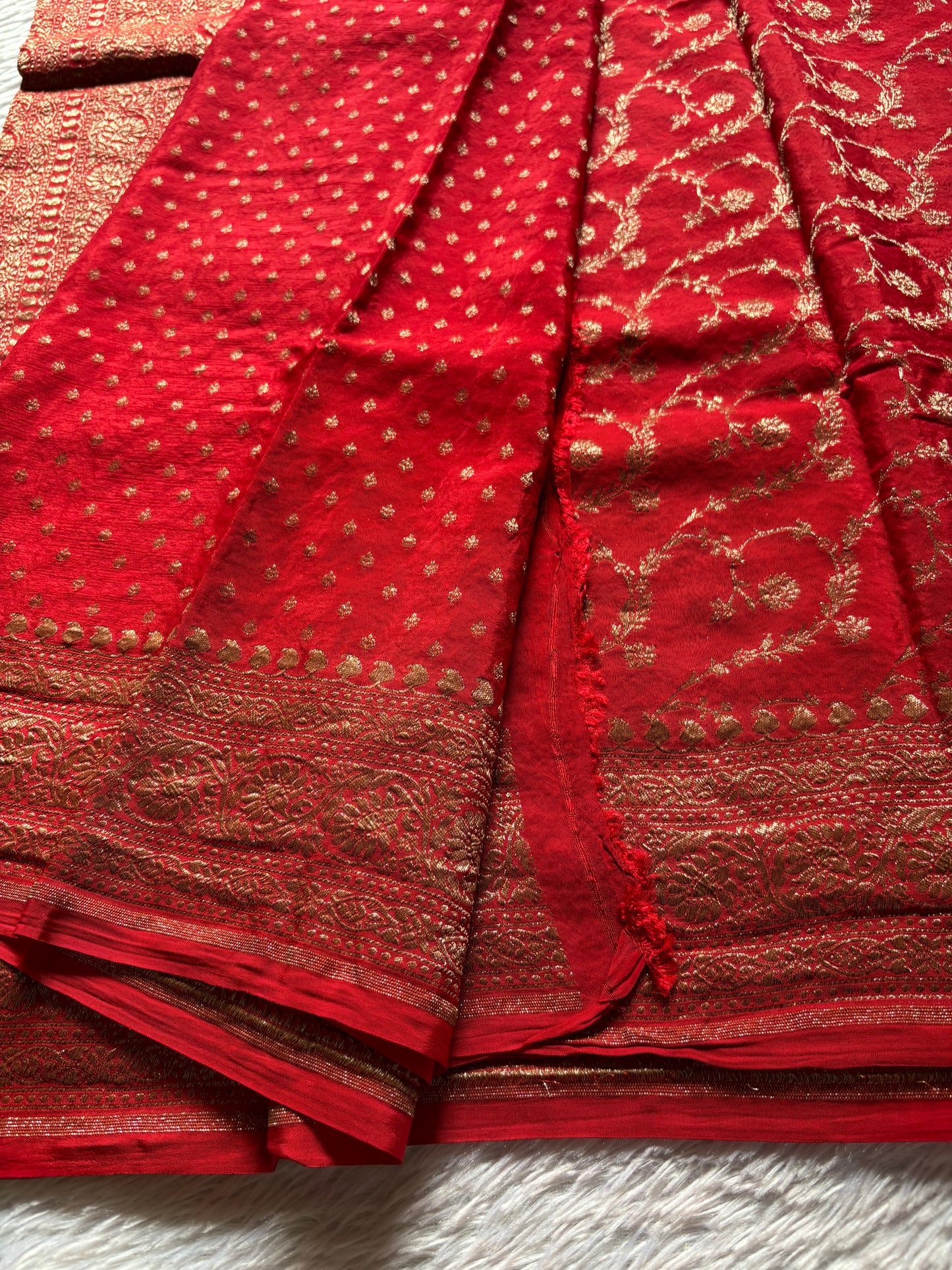 SCB06 : Solid Red