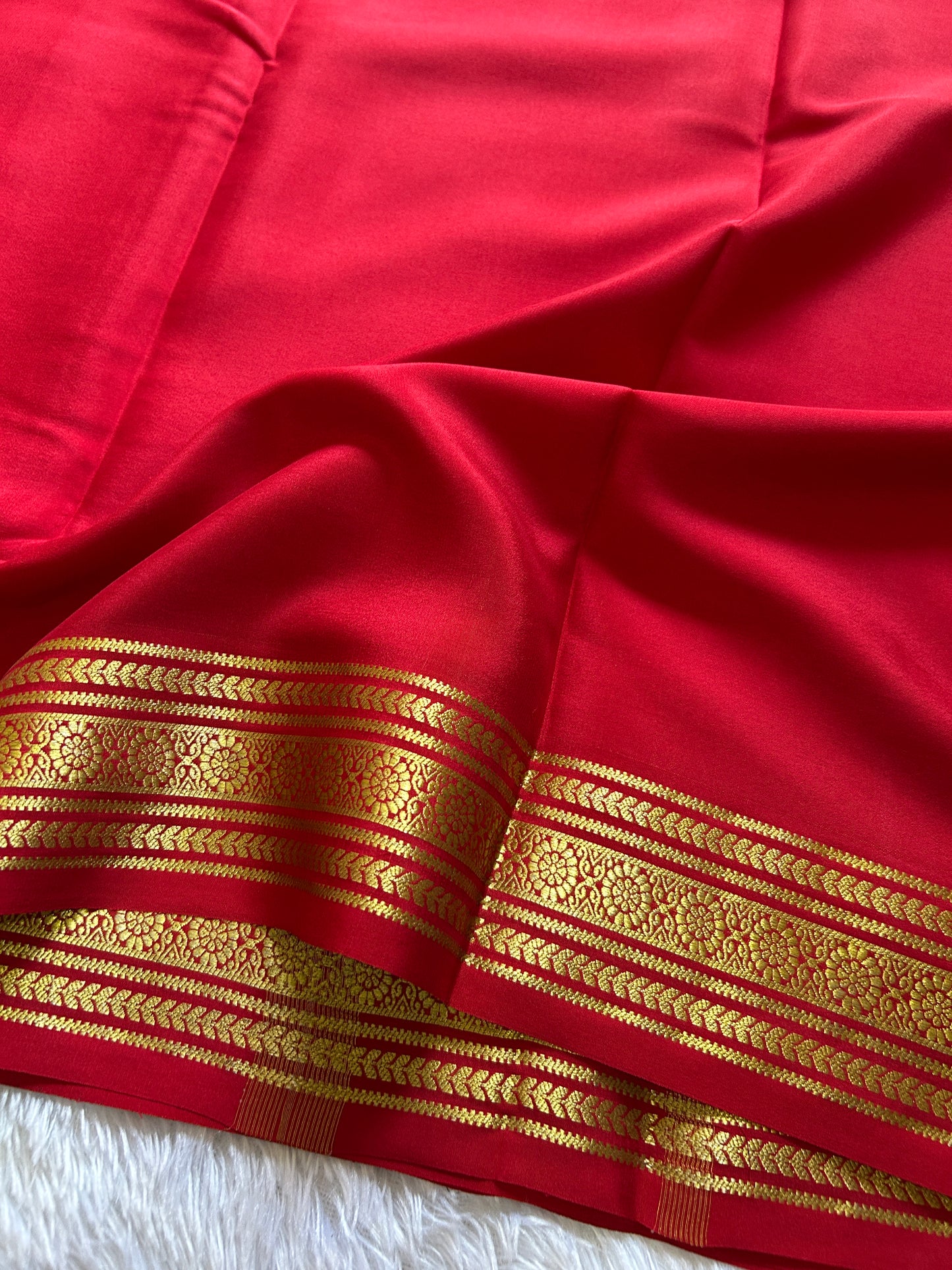 Devika : Solid red