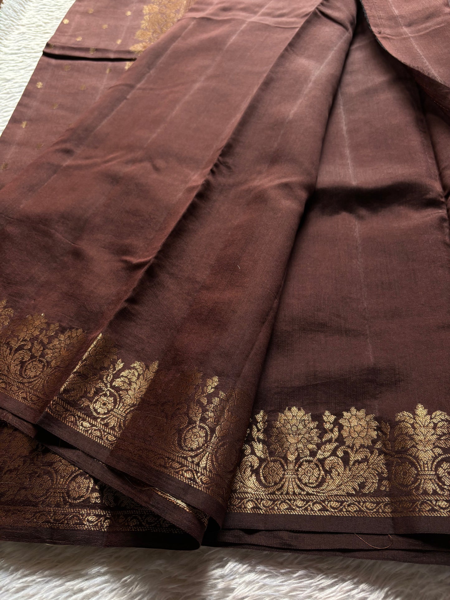 Banarasi Chiniya : Solid Chocolate brown