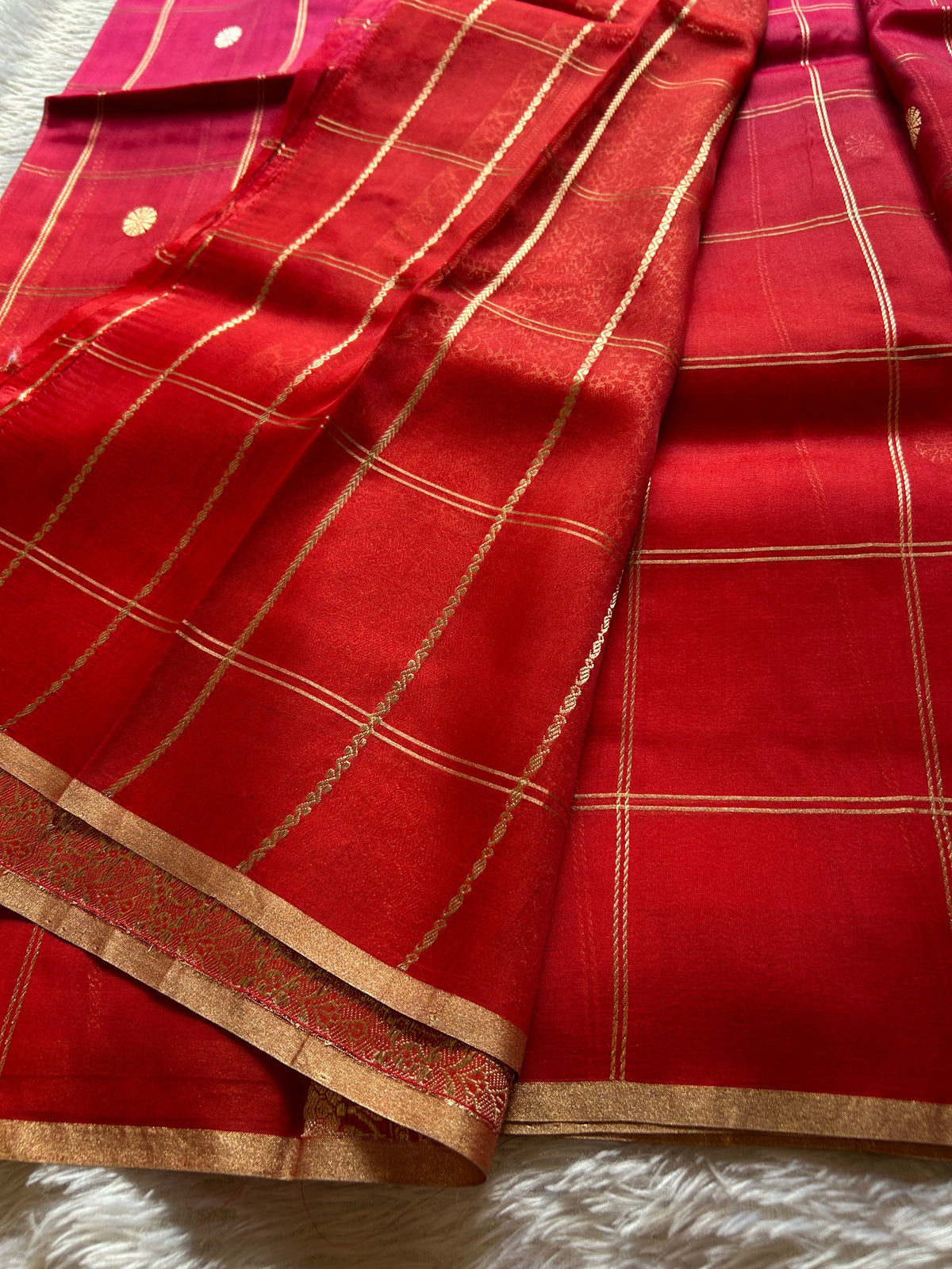 Chandini (2D) : Pink-red