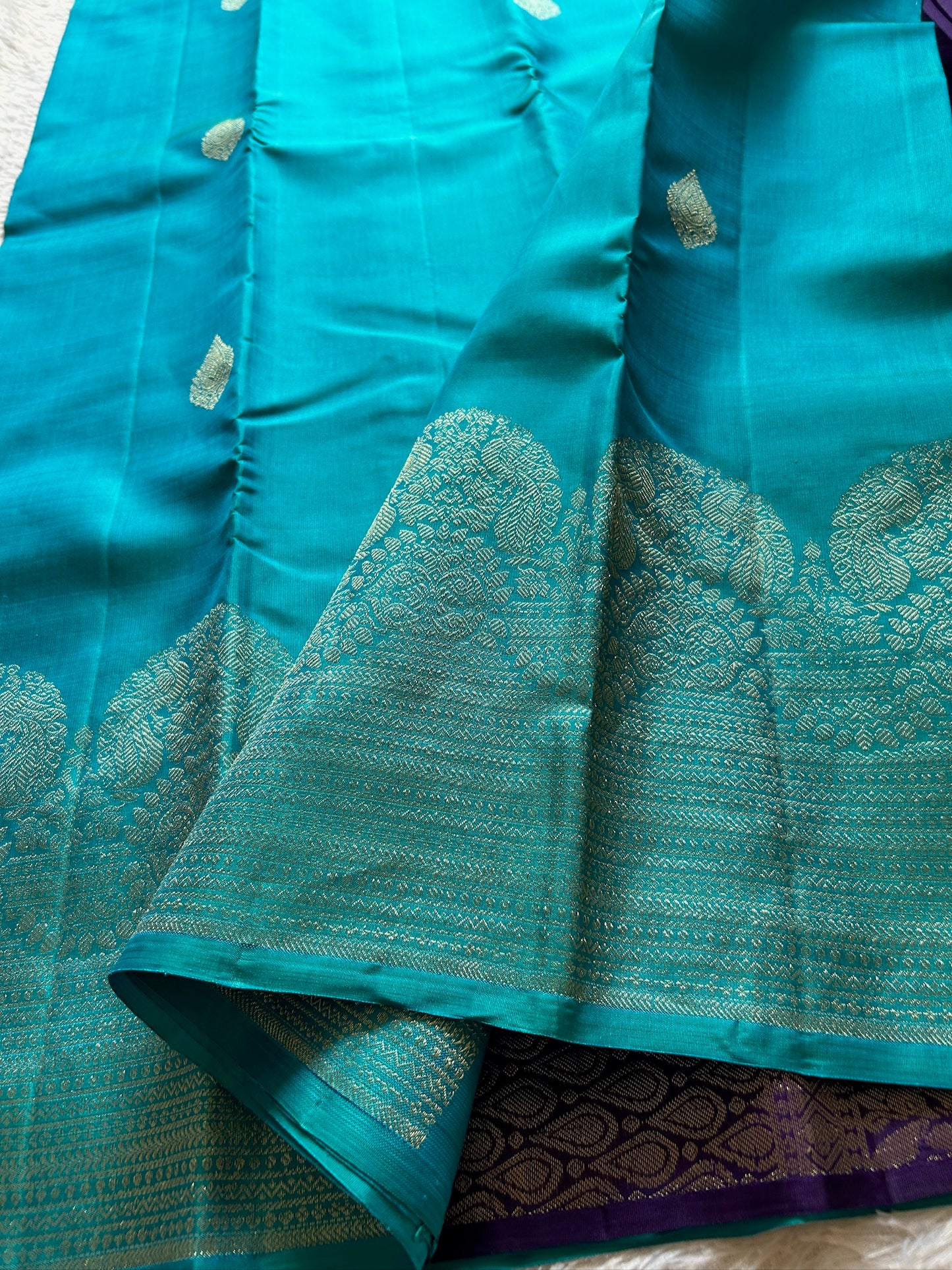 Vydurya : Solid Ananda blue
