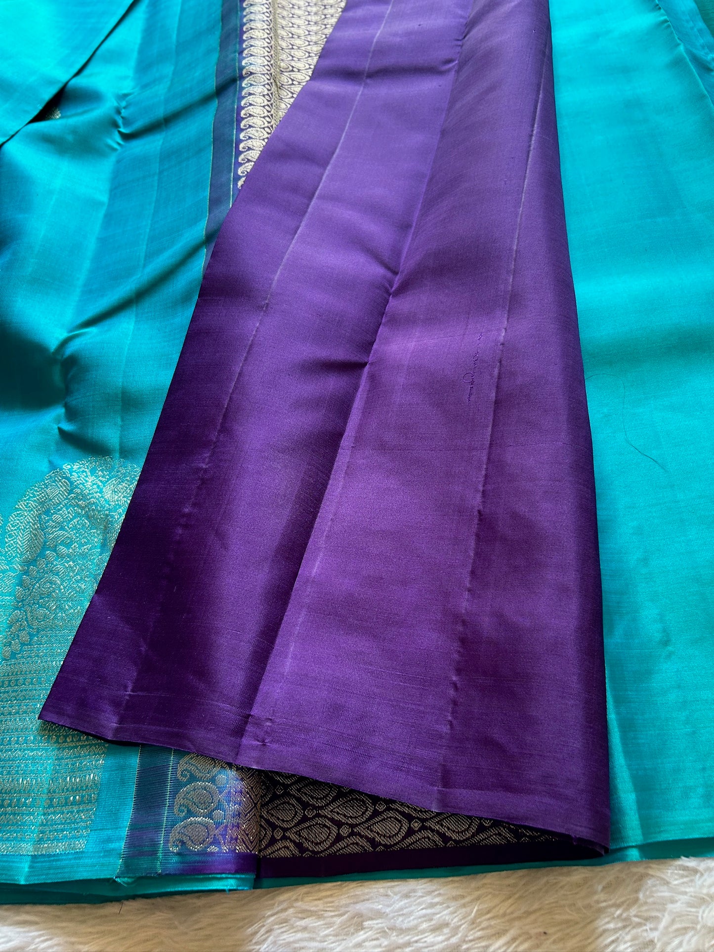 Vydurya : Solid Ananda blue