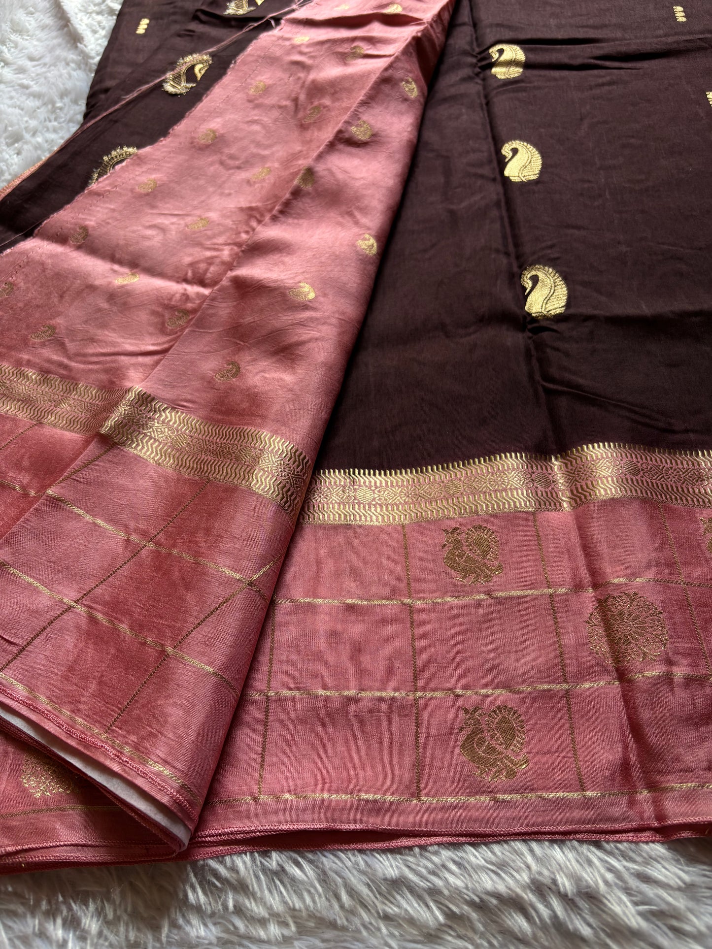 SS128 (2D) : Chocolate brown-blush pink