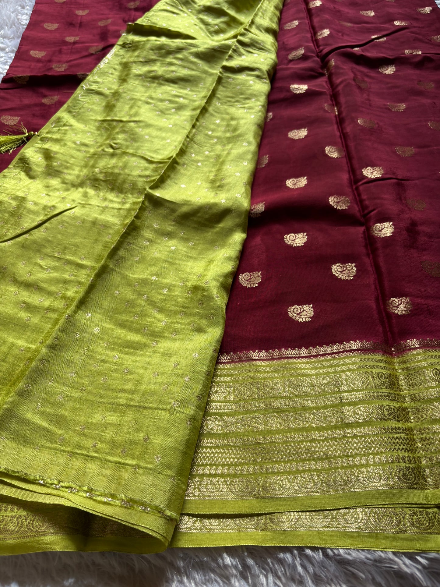SS126 (2D) : Maroon-mehendi green