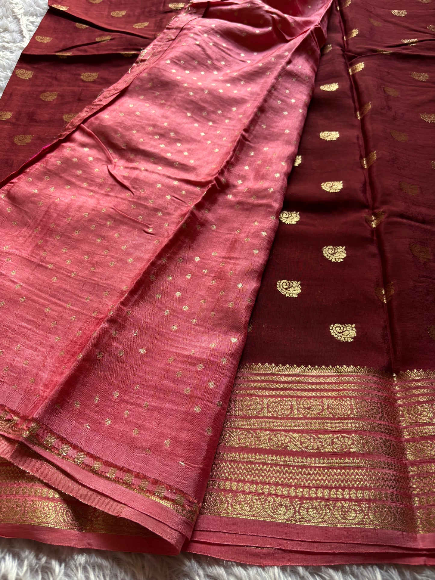 SS126 (2D) : Maroon-blush pink