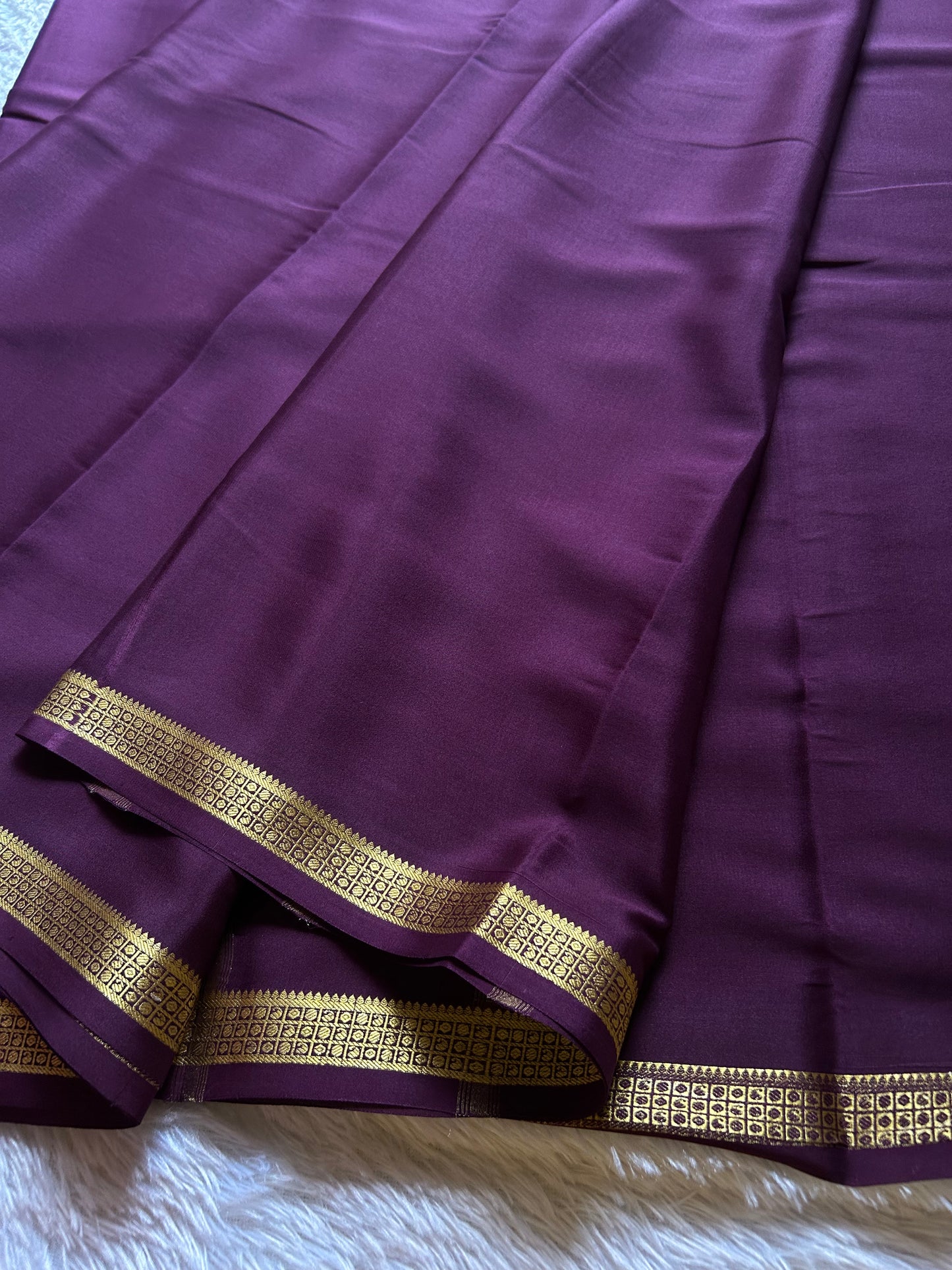 Nalme : Solid Deep plum