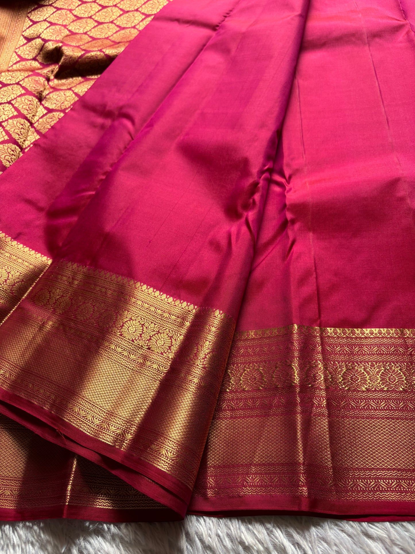 Sambrama : Solid Reddish pink
