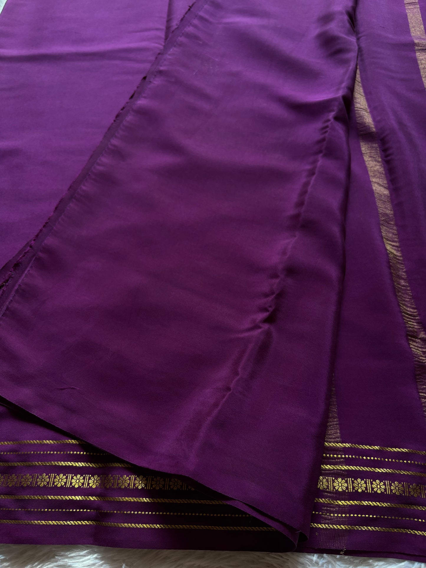 Mallige : Solid Violet