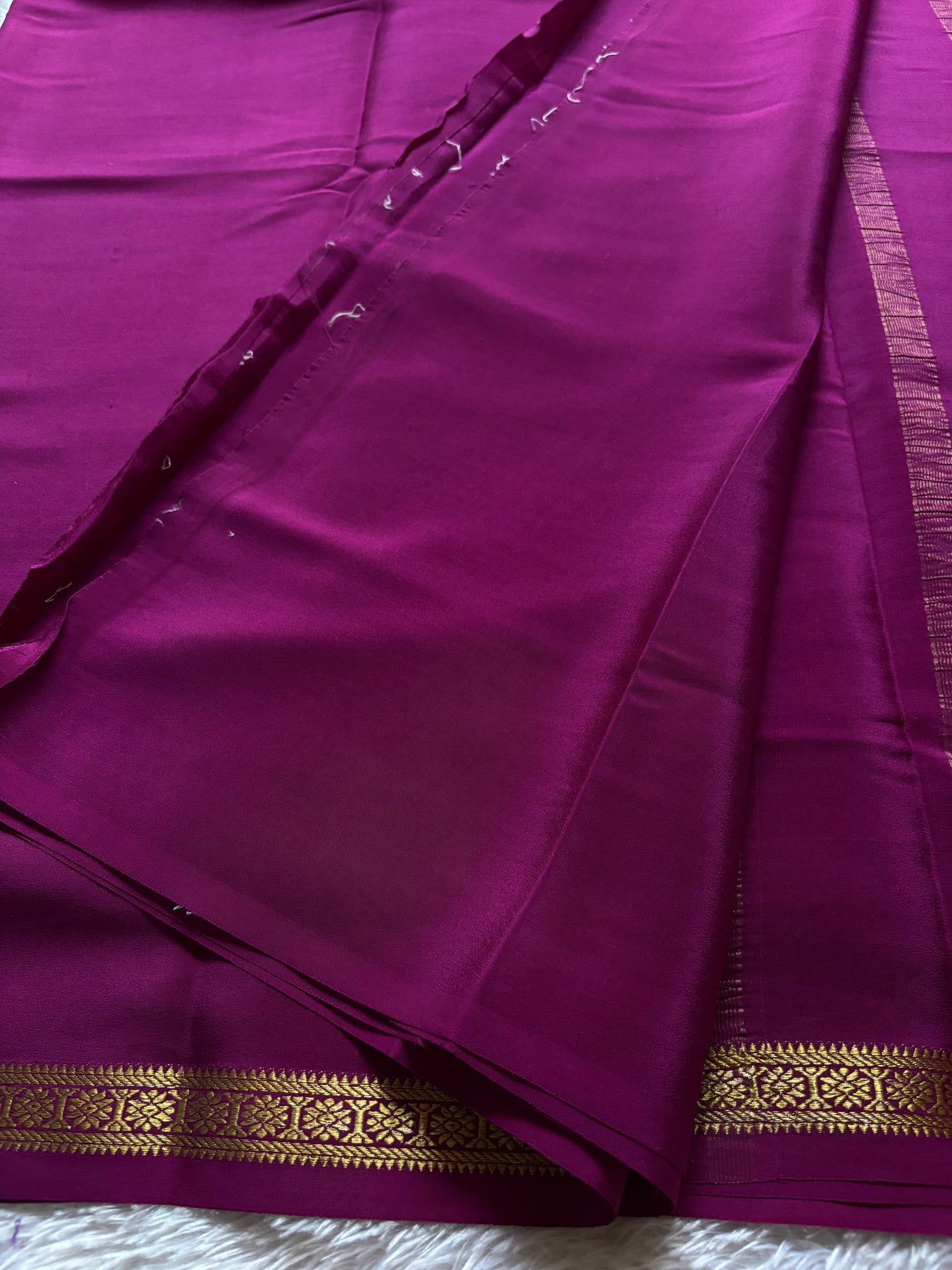 Rudrakshi : Solid Dark magenta