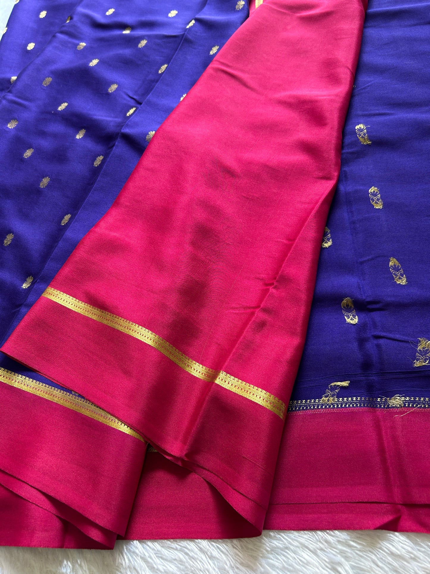 Sahana (2D) : Navy blue-pink