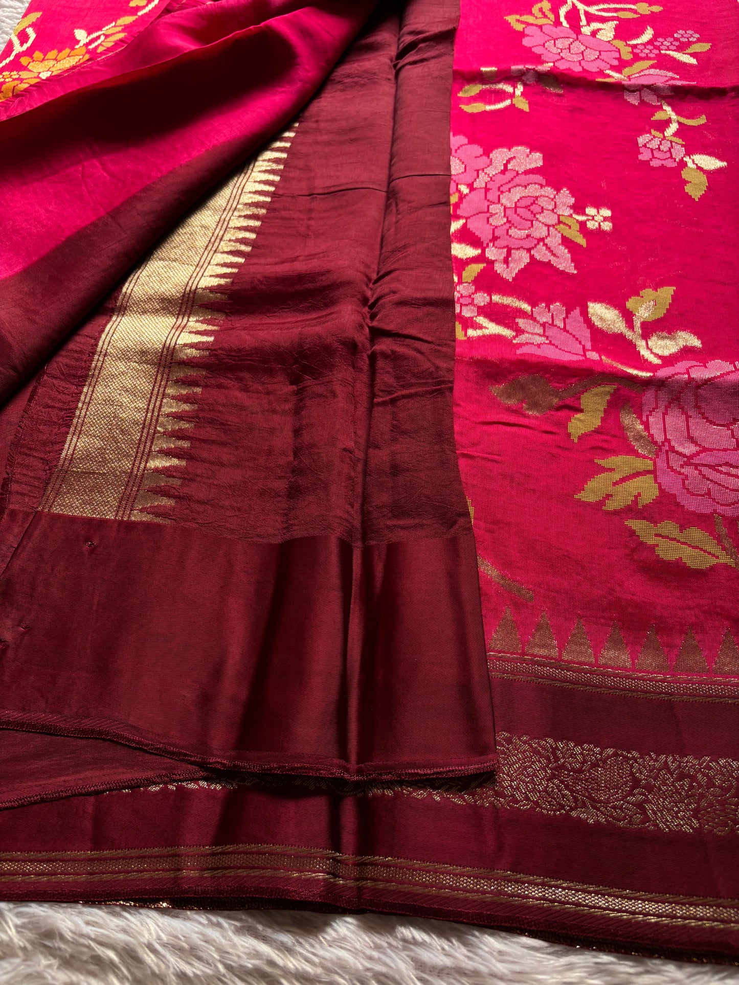 SS134 (2D) : Rani pink-maroon