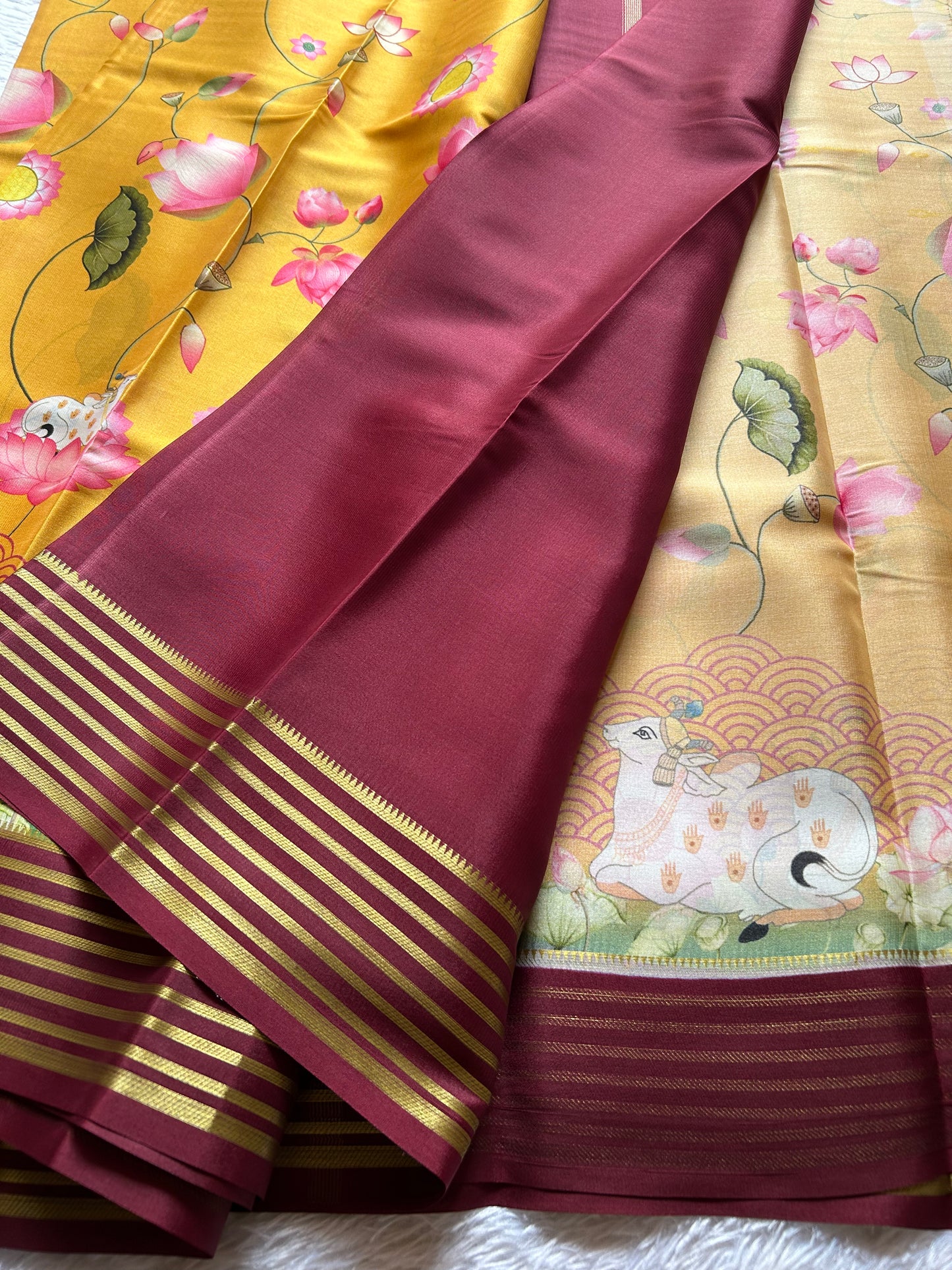 Kamala (2D) : Golden yellow-maroon