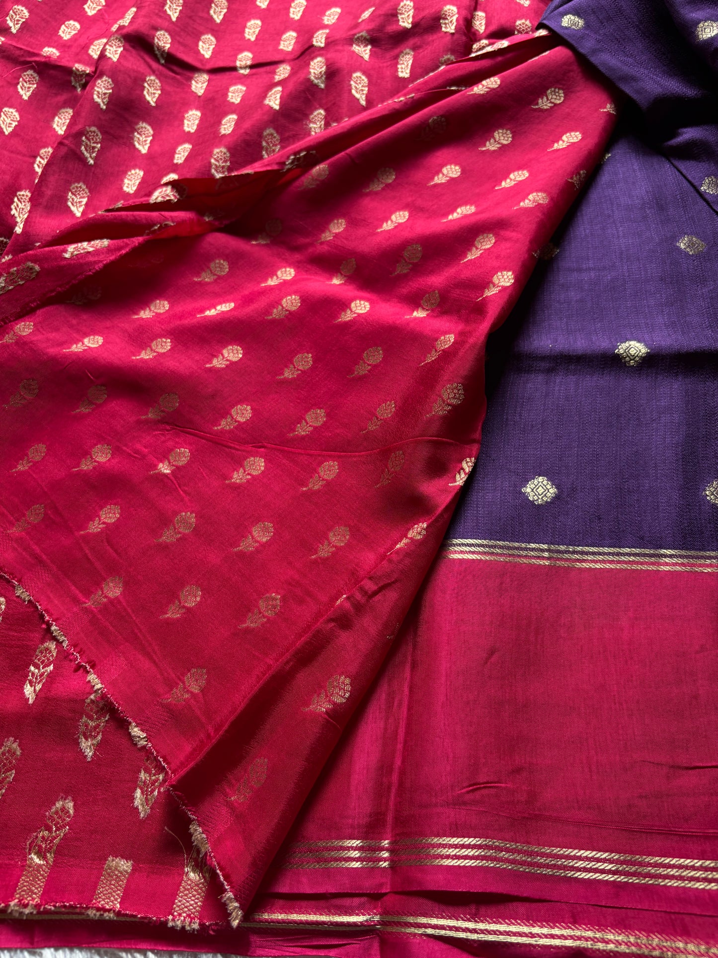 SS136 (2D) : Violet-rani pink