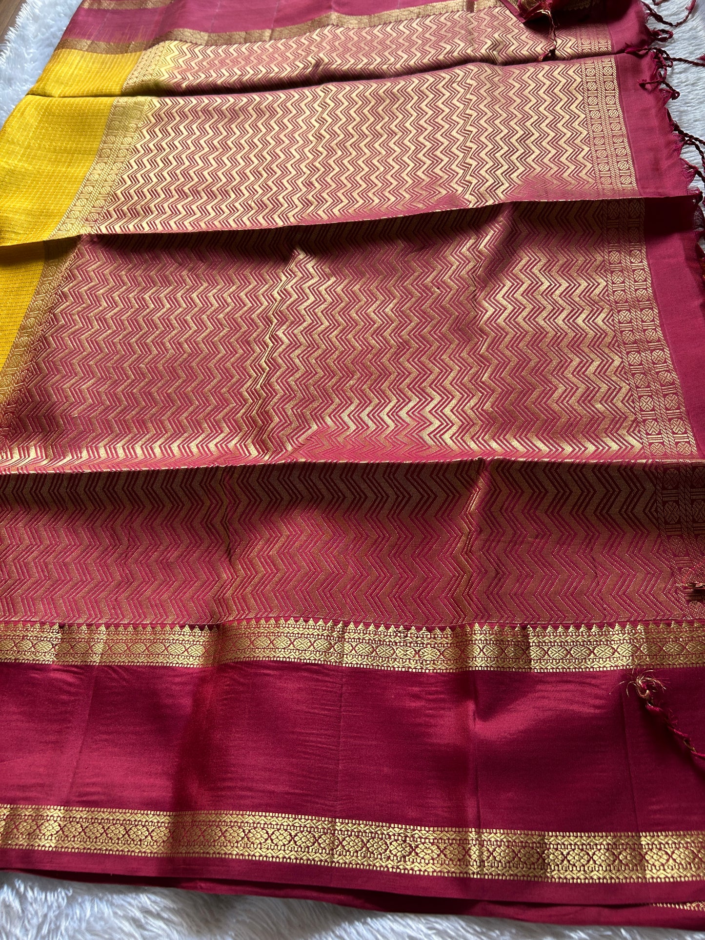 Seetha (2D) : Golden yellow-maroon