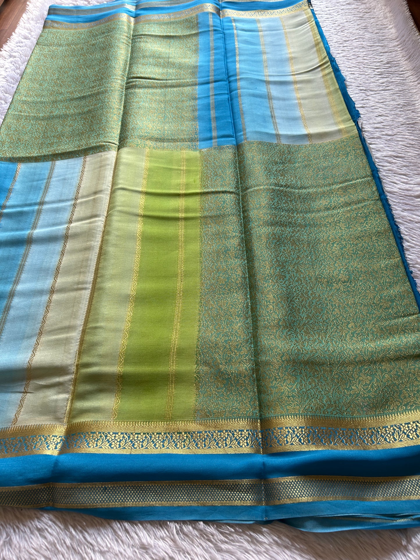 Nisha : Brocade Lime green-ananda blue