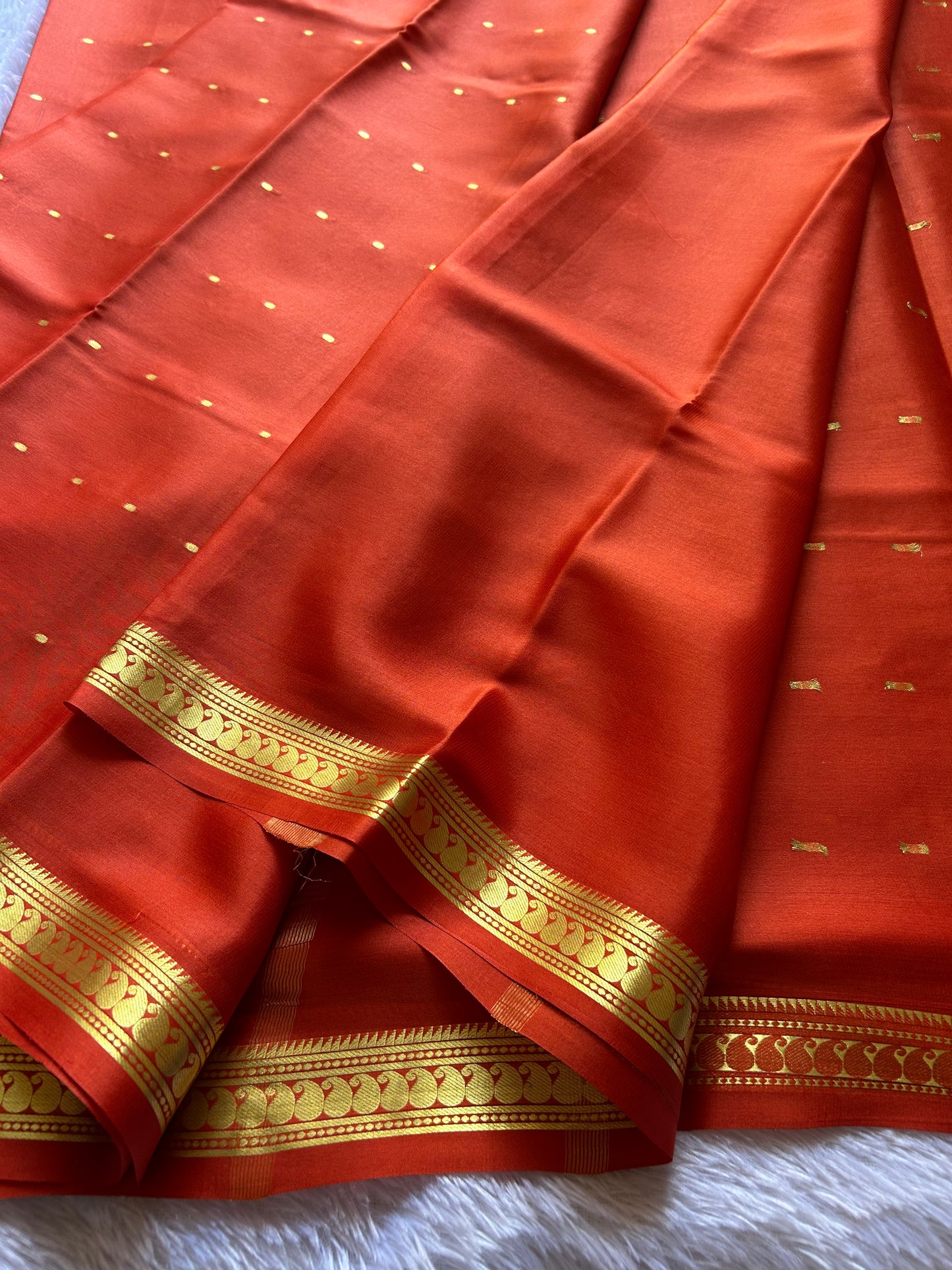 Keerthi : Solid orange