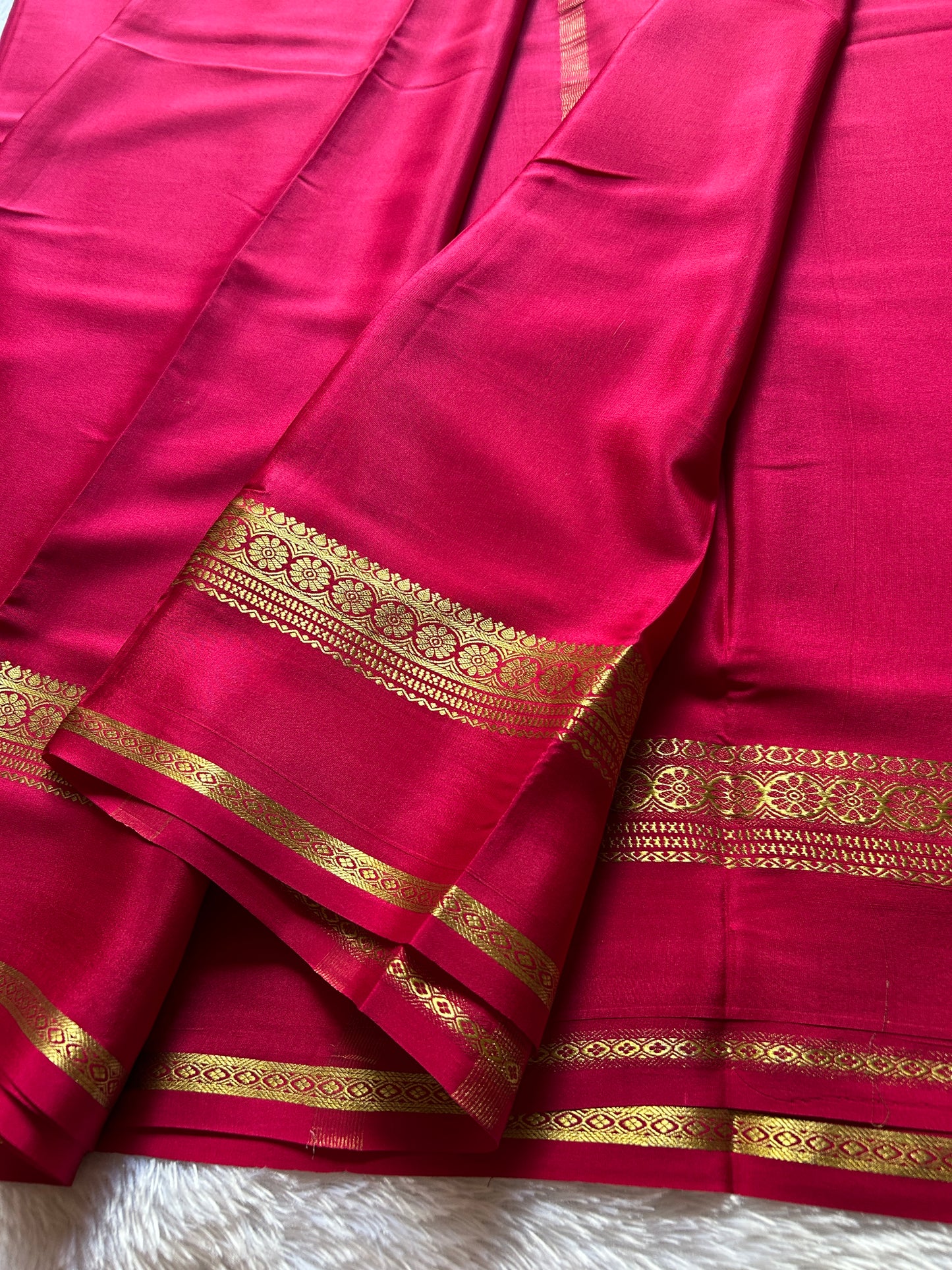Daamini : Solid Pink