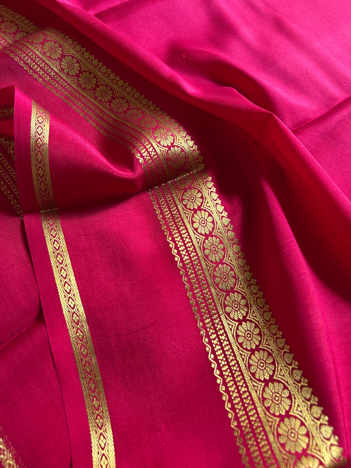 Daamini : Solid Pink