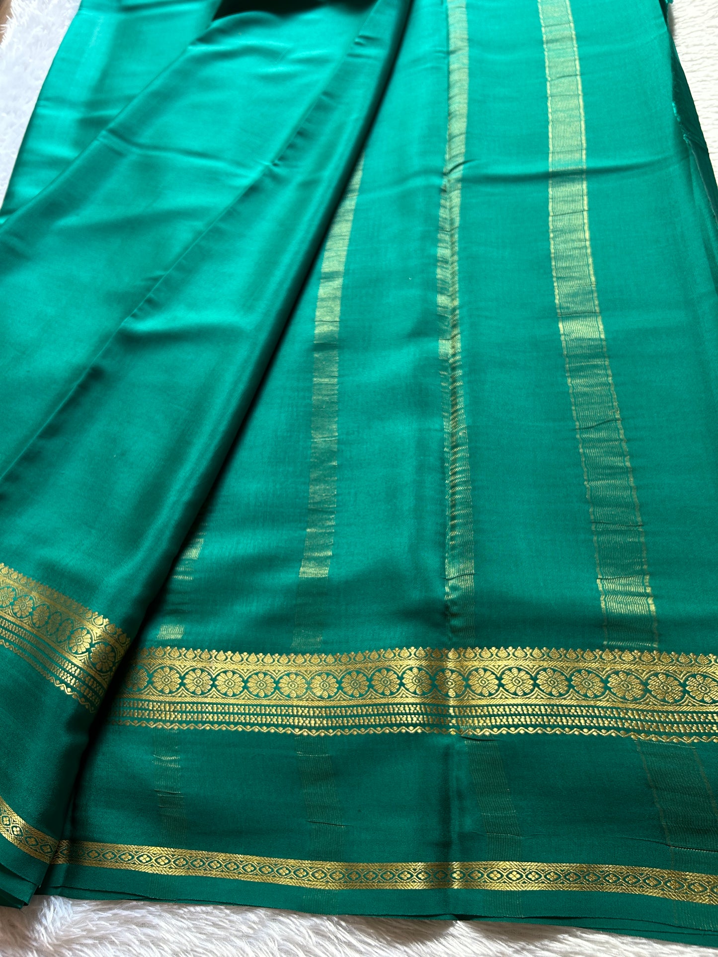 Daamini : Solid Teal green