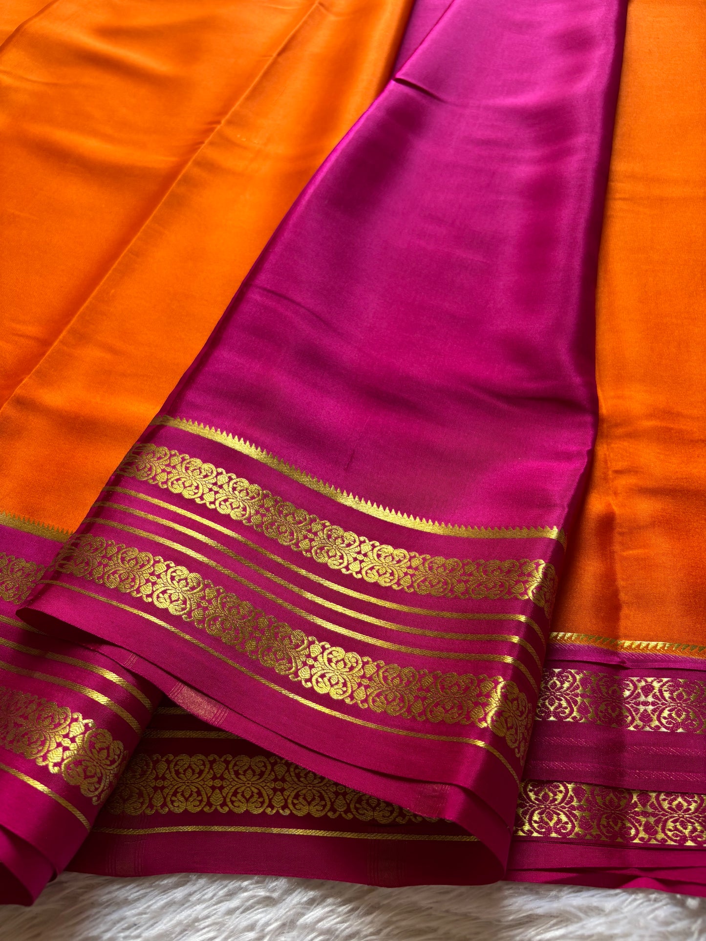 Kanchana (2D) : Orange-rani pink