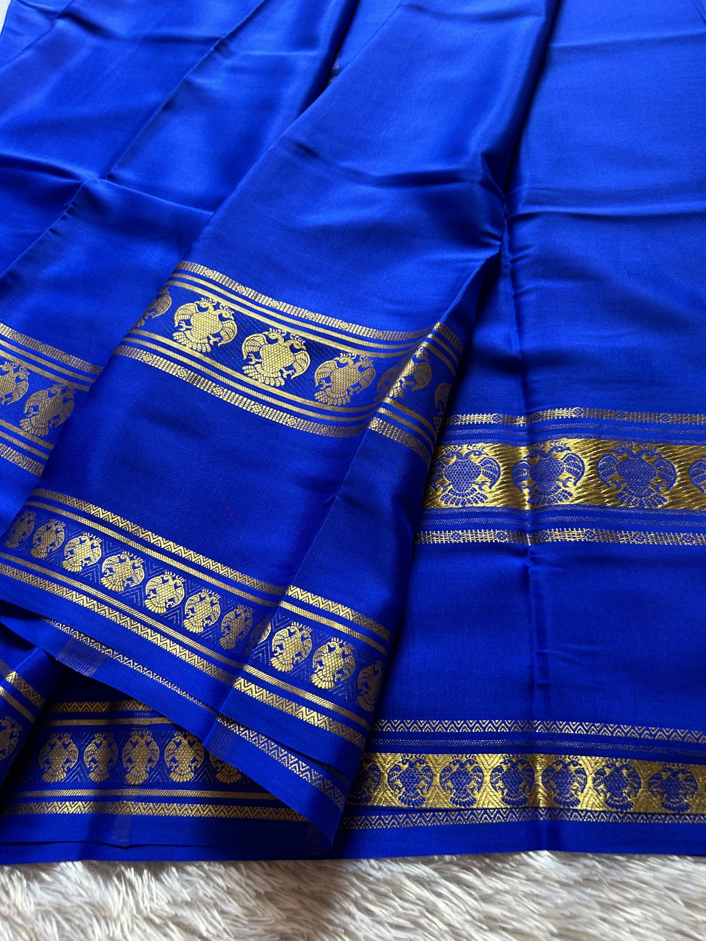 GandaBerunda : Solid Royal blue