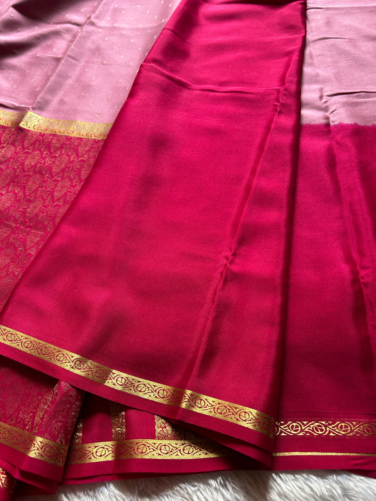 Asha (2D) : Mauve pink-rani pink