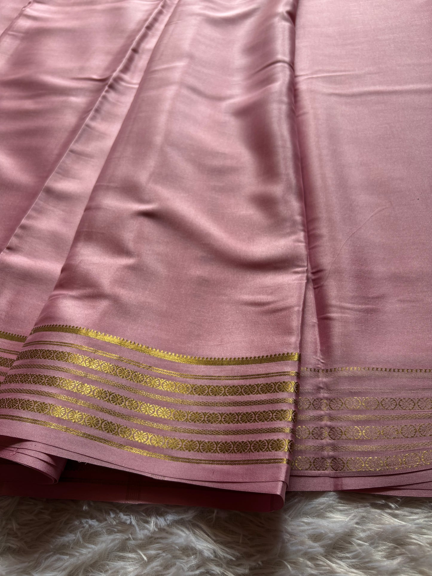 Pushpa : Solid Light pink