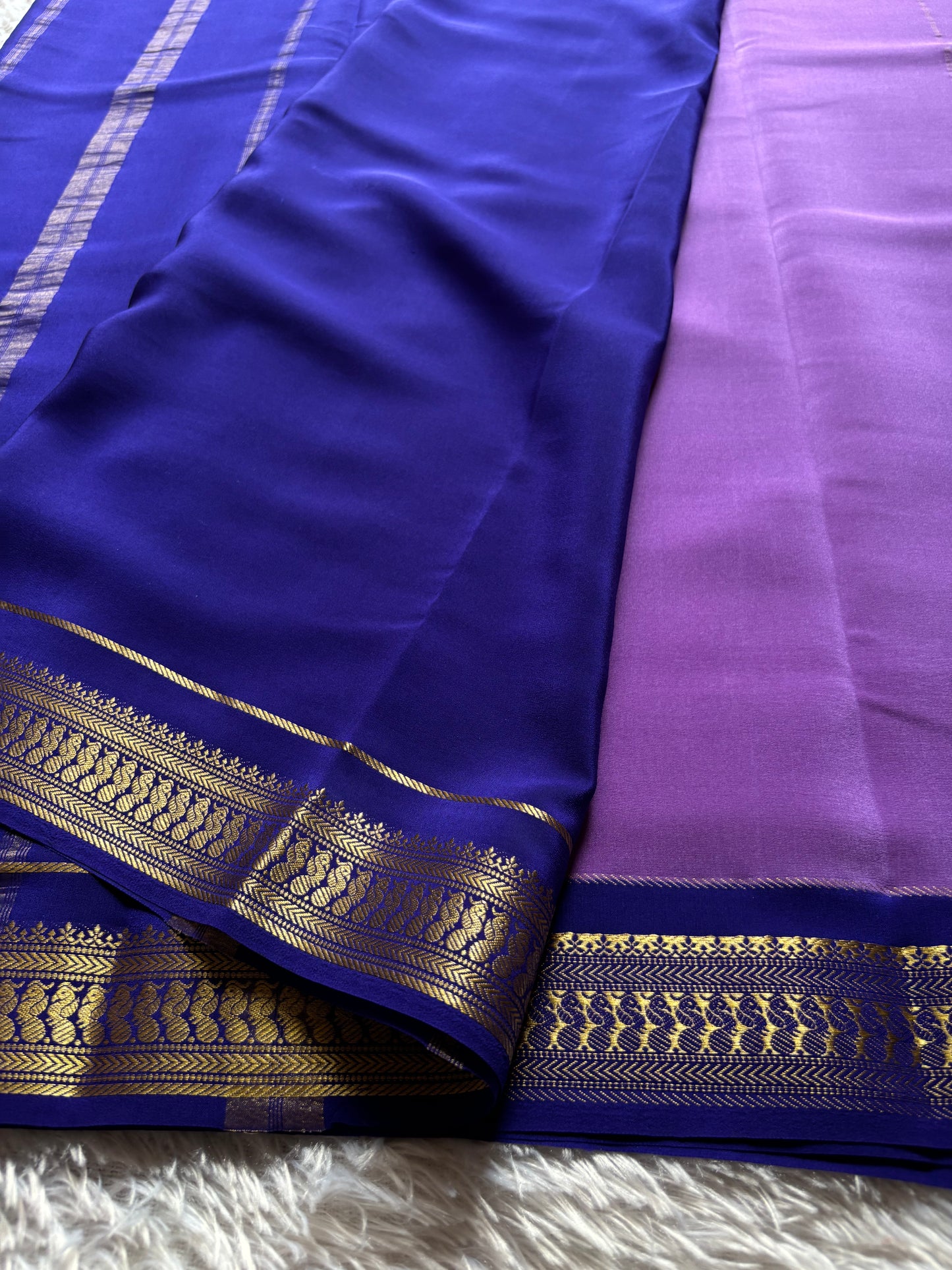 Mayuri (2D) : Dark lavender-navy blue