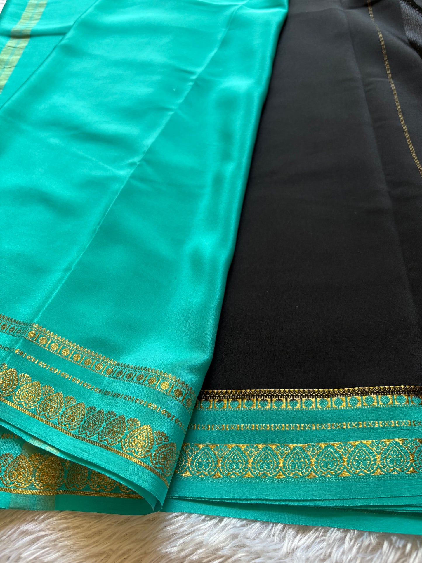 Rohini (2D) : Black-sea blue