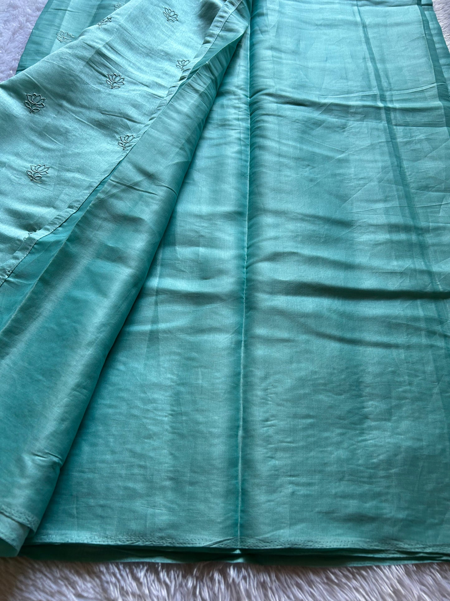 SS121 : Solid Sea blue