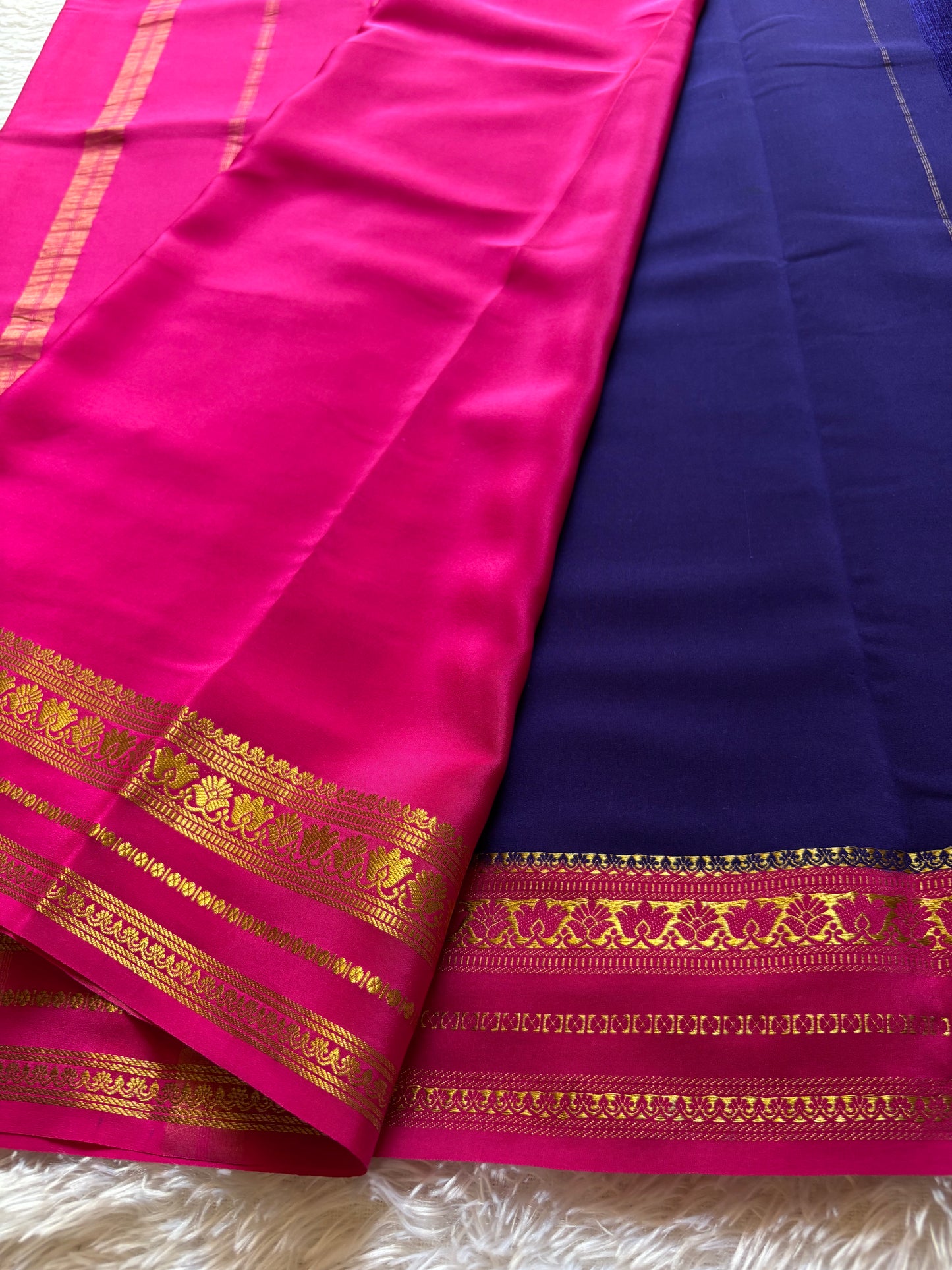 Padmaja (2D) : Dark blue-rani pink